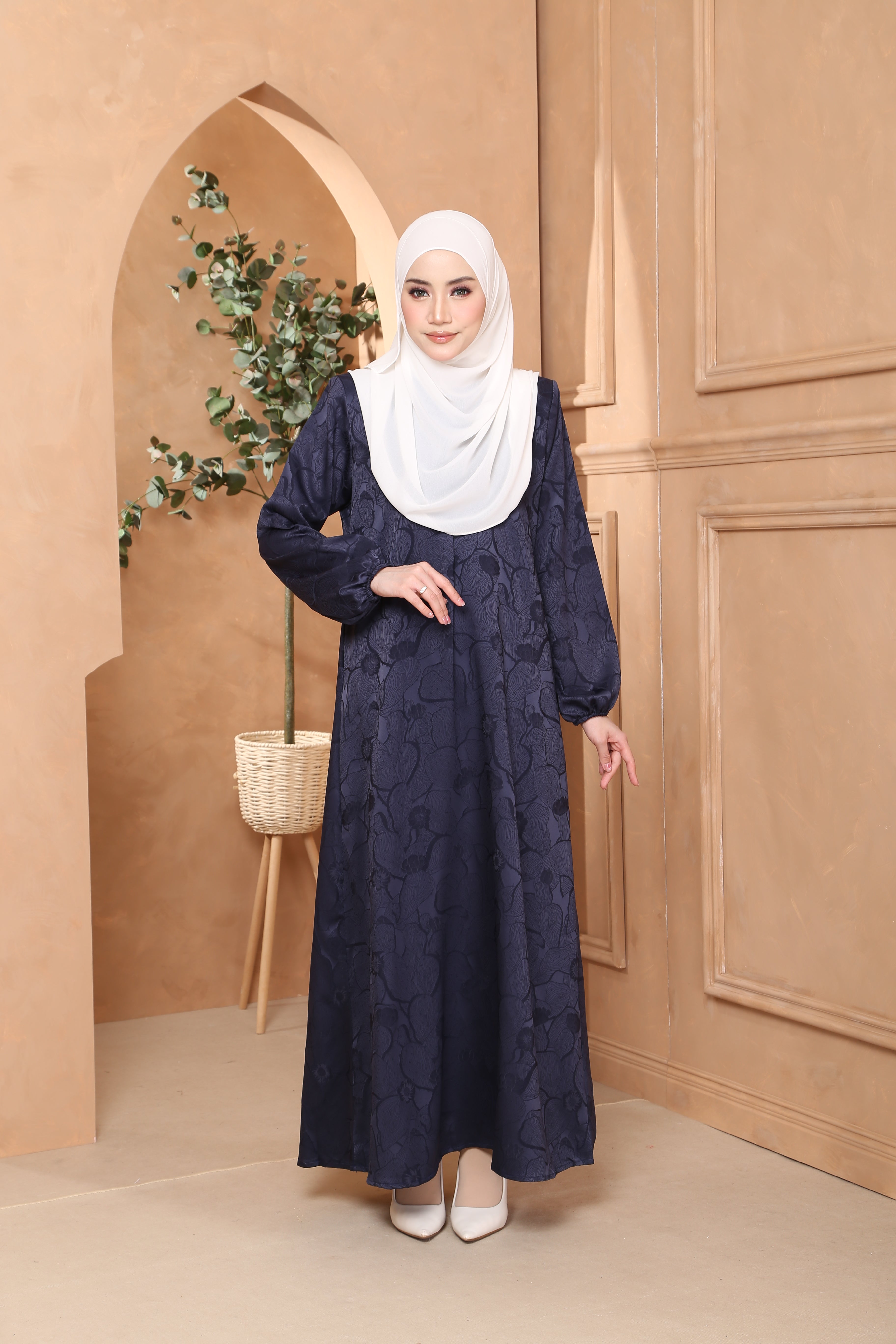 Jubah Naura Exclusive - JNE-126 ( NAVY BLUE )