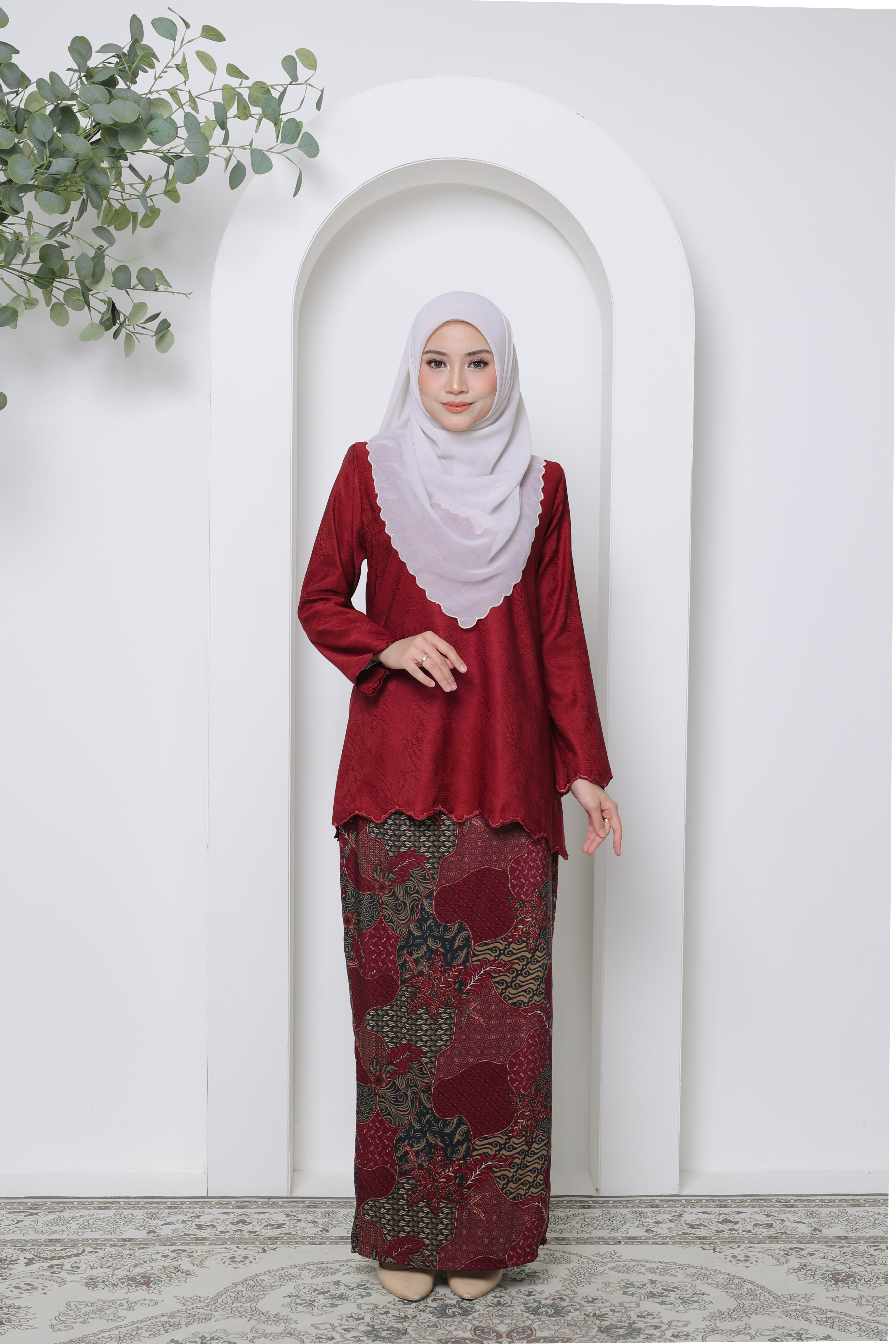 Suri Kedah Exclusive - MAROON