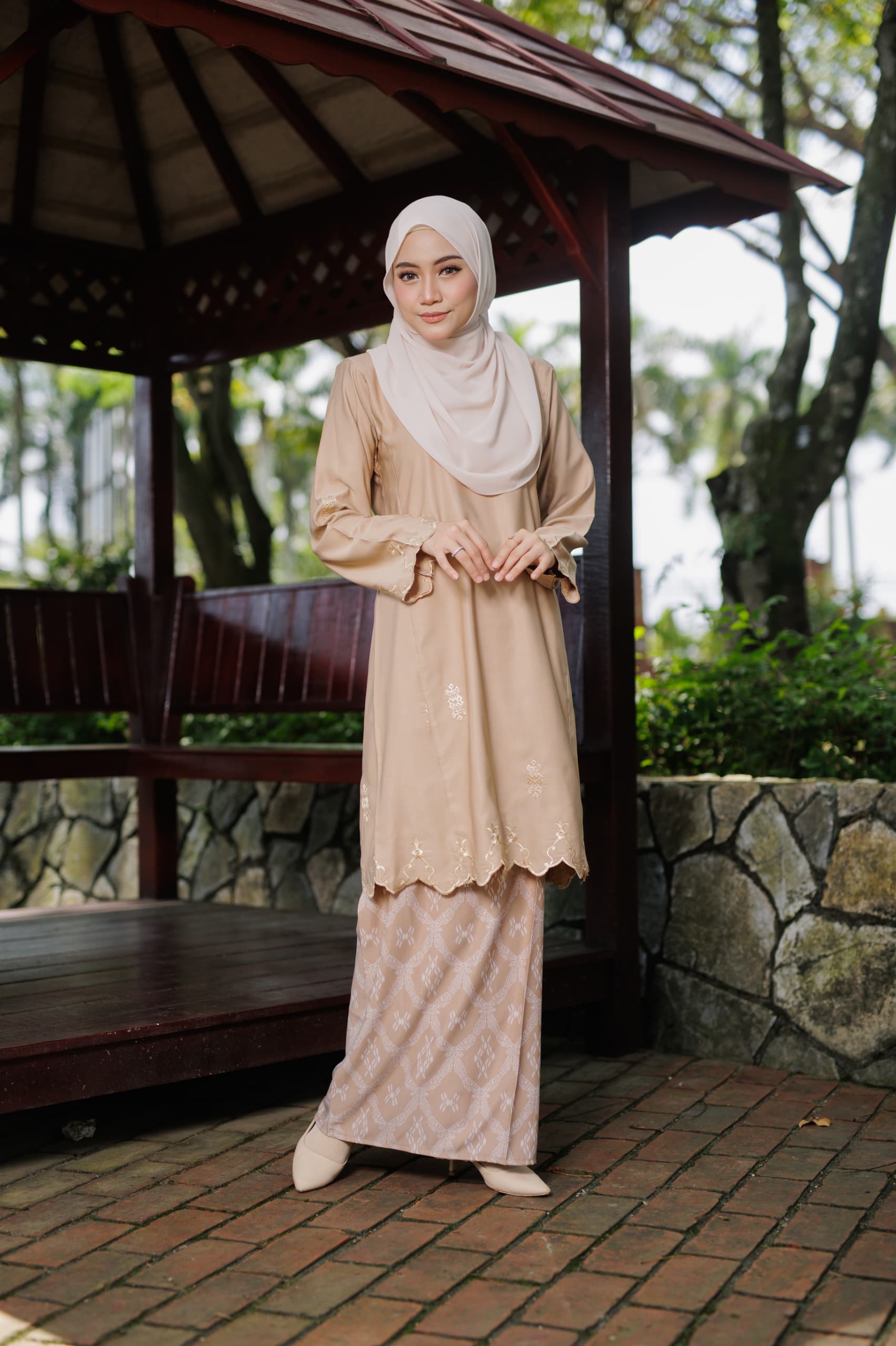 KURUNG KAYANGAN KLASIK - NUDE CREAM