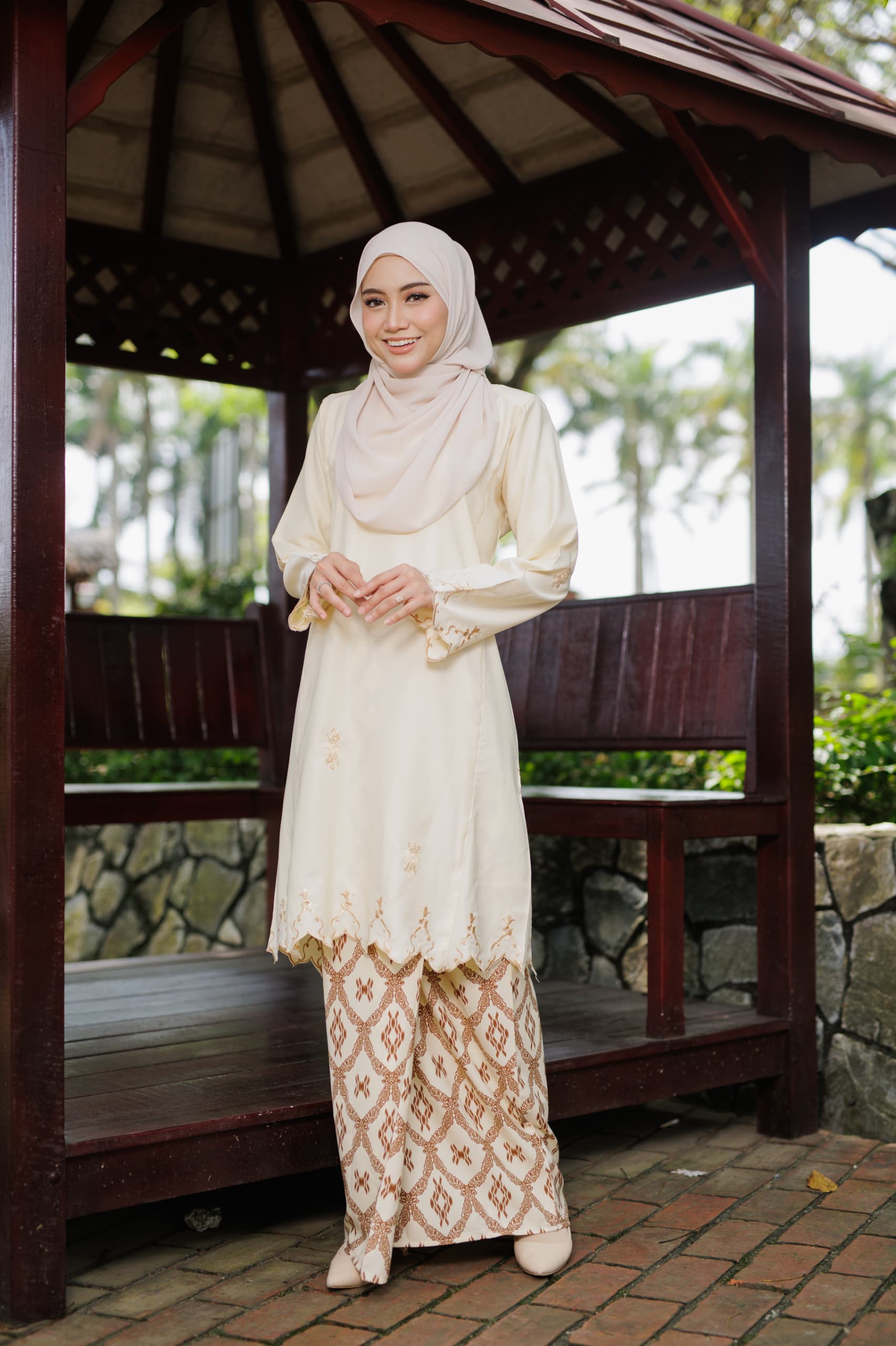KKK-KURUNG KAYANGAN KLASIK