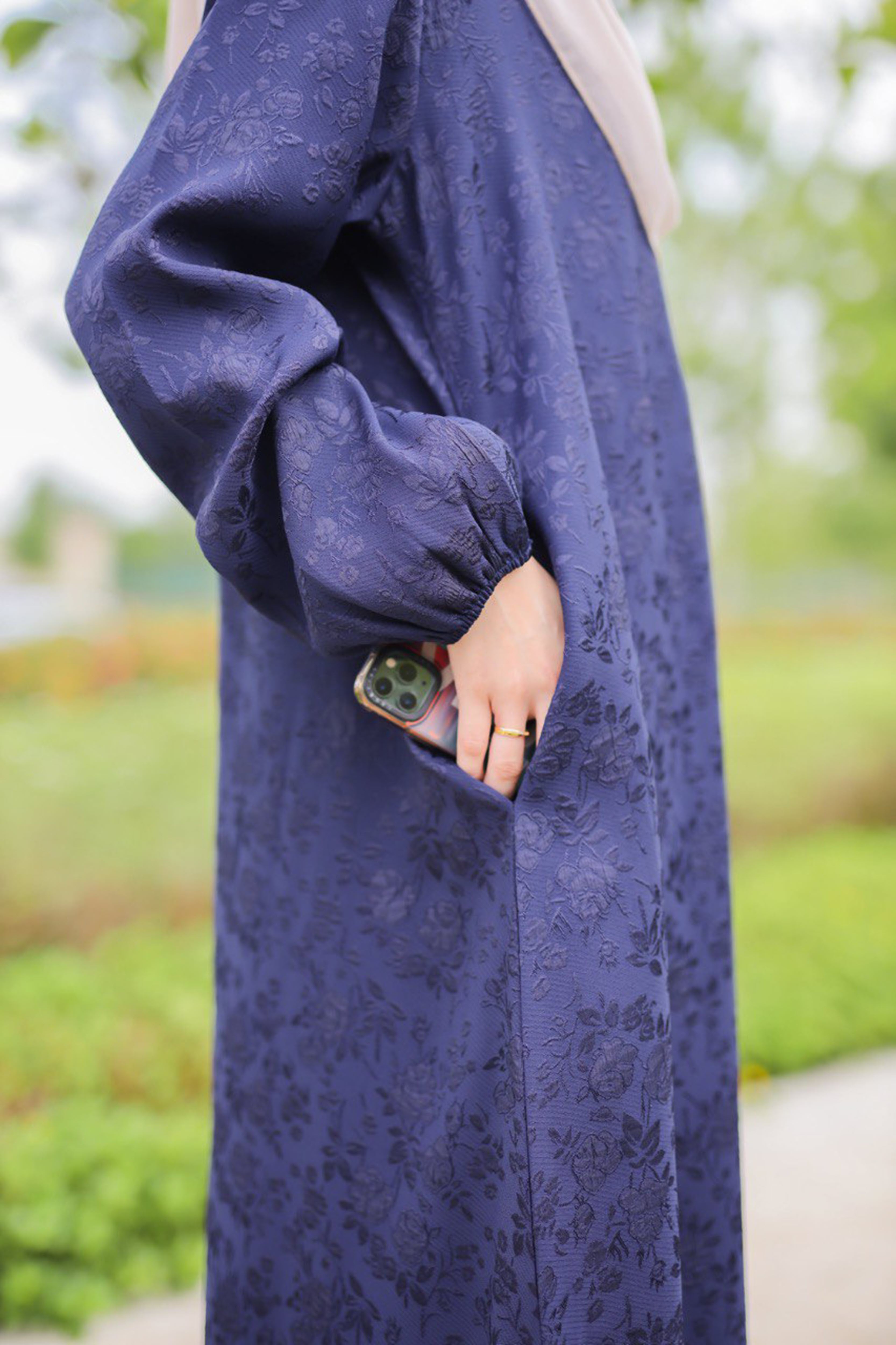 Jubah Siti Hajar