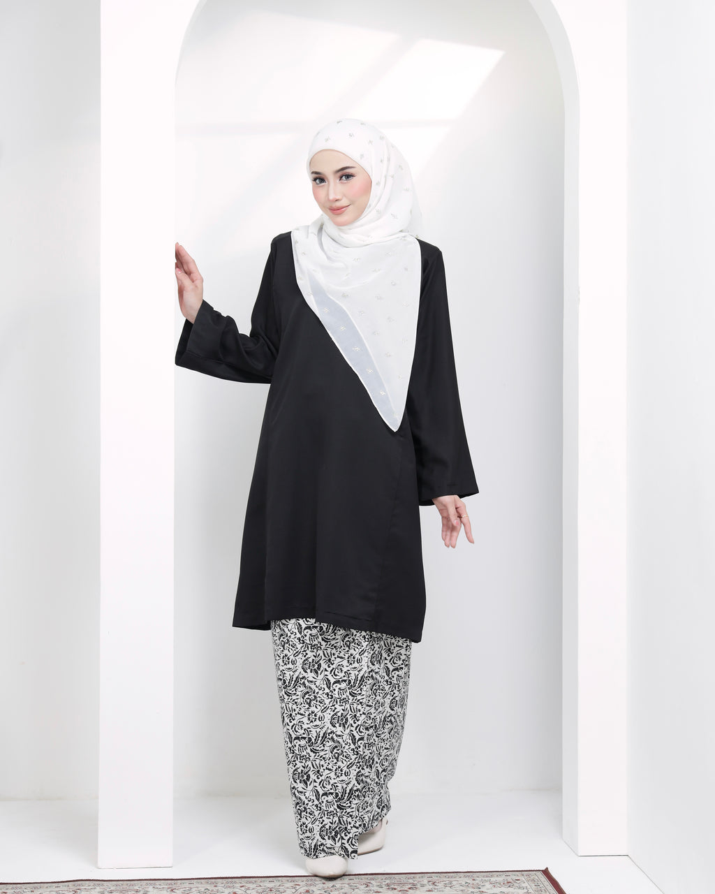 Black Rose Exlusive - BRE-160 ( BLACK )