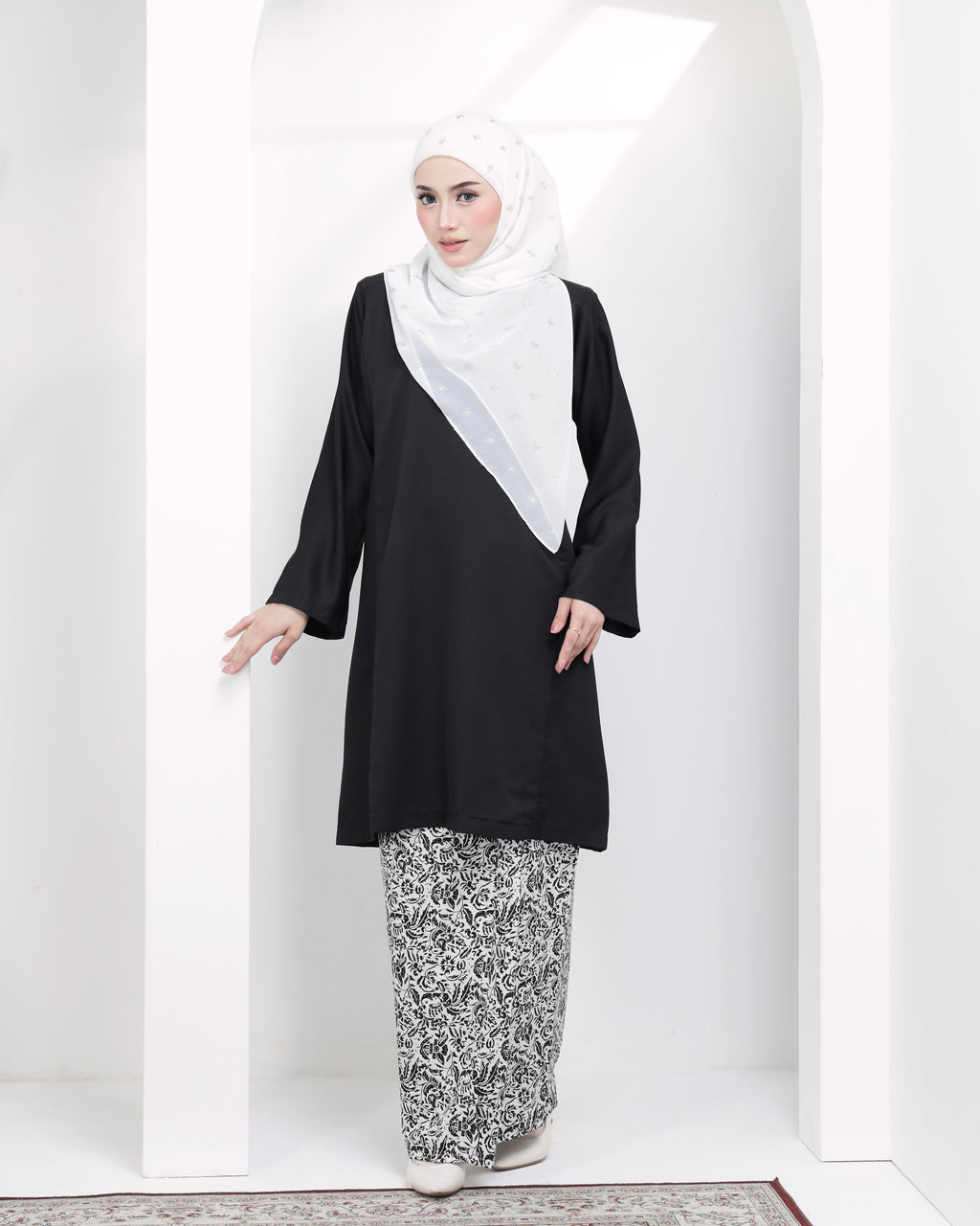 Black Rose Exlusive - BRE-160 ( BLACK )