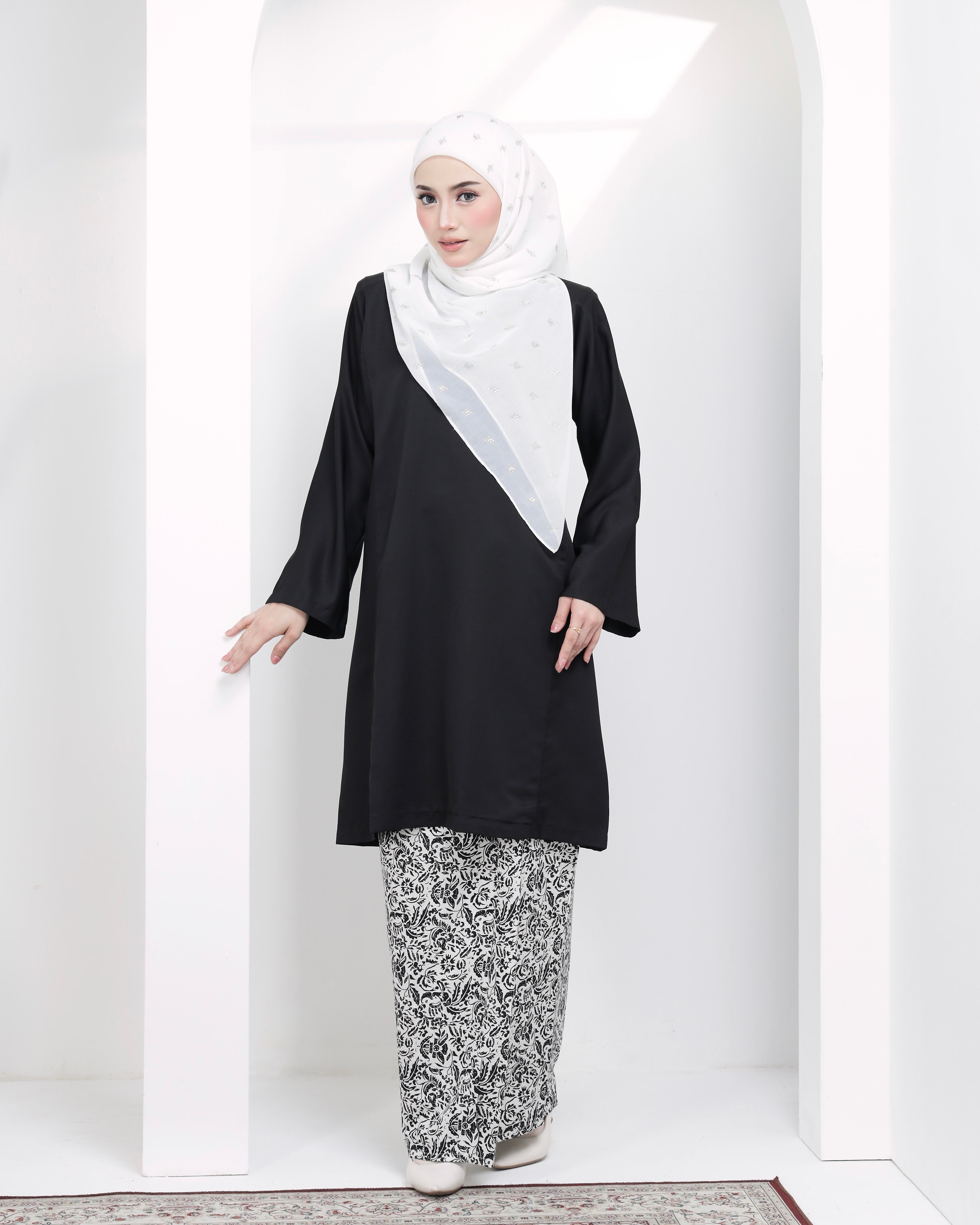 Black Rose Exlusive - BRE-160 ( BLACK )
