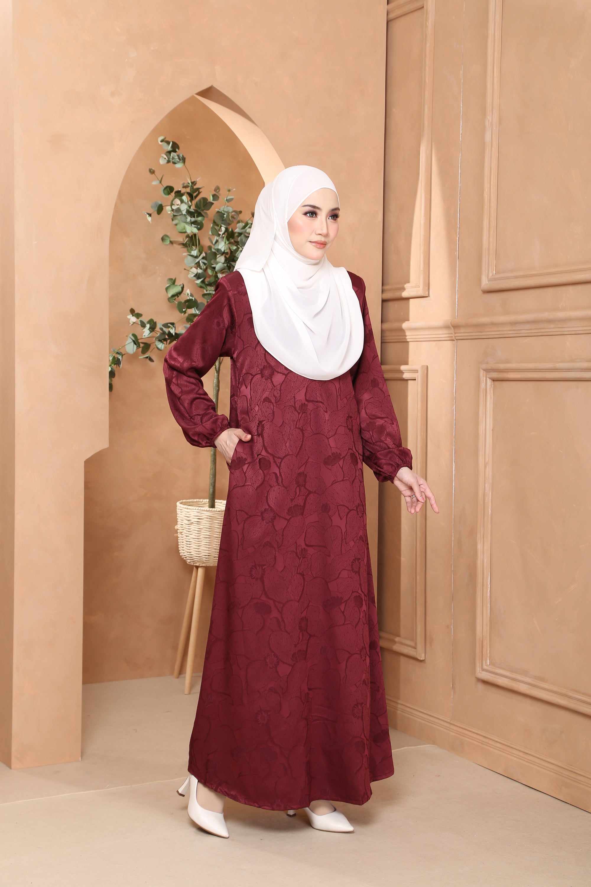 Jubah Naura Exclusive - MAROON