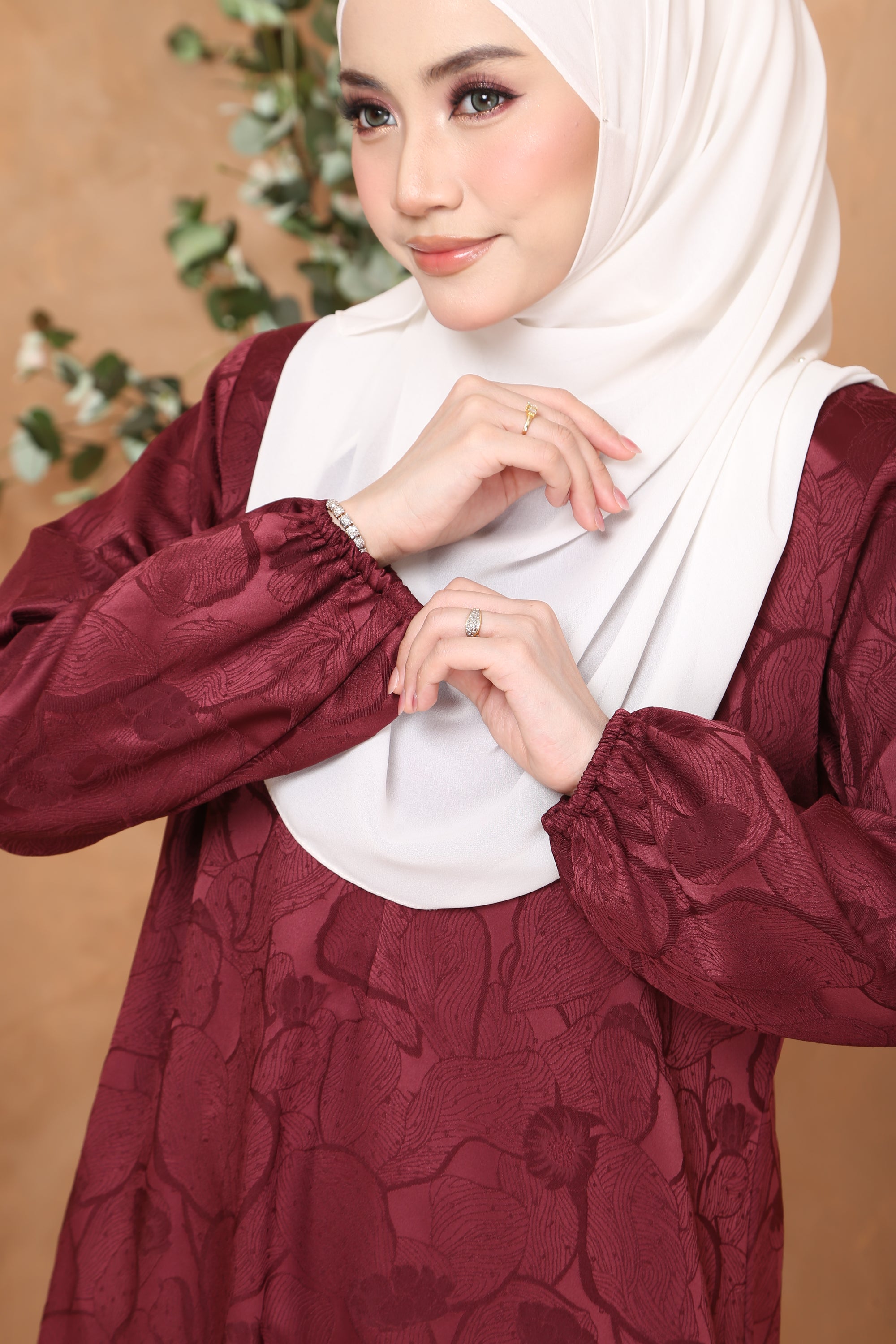 Jubah Naura Exclusive - MAROON