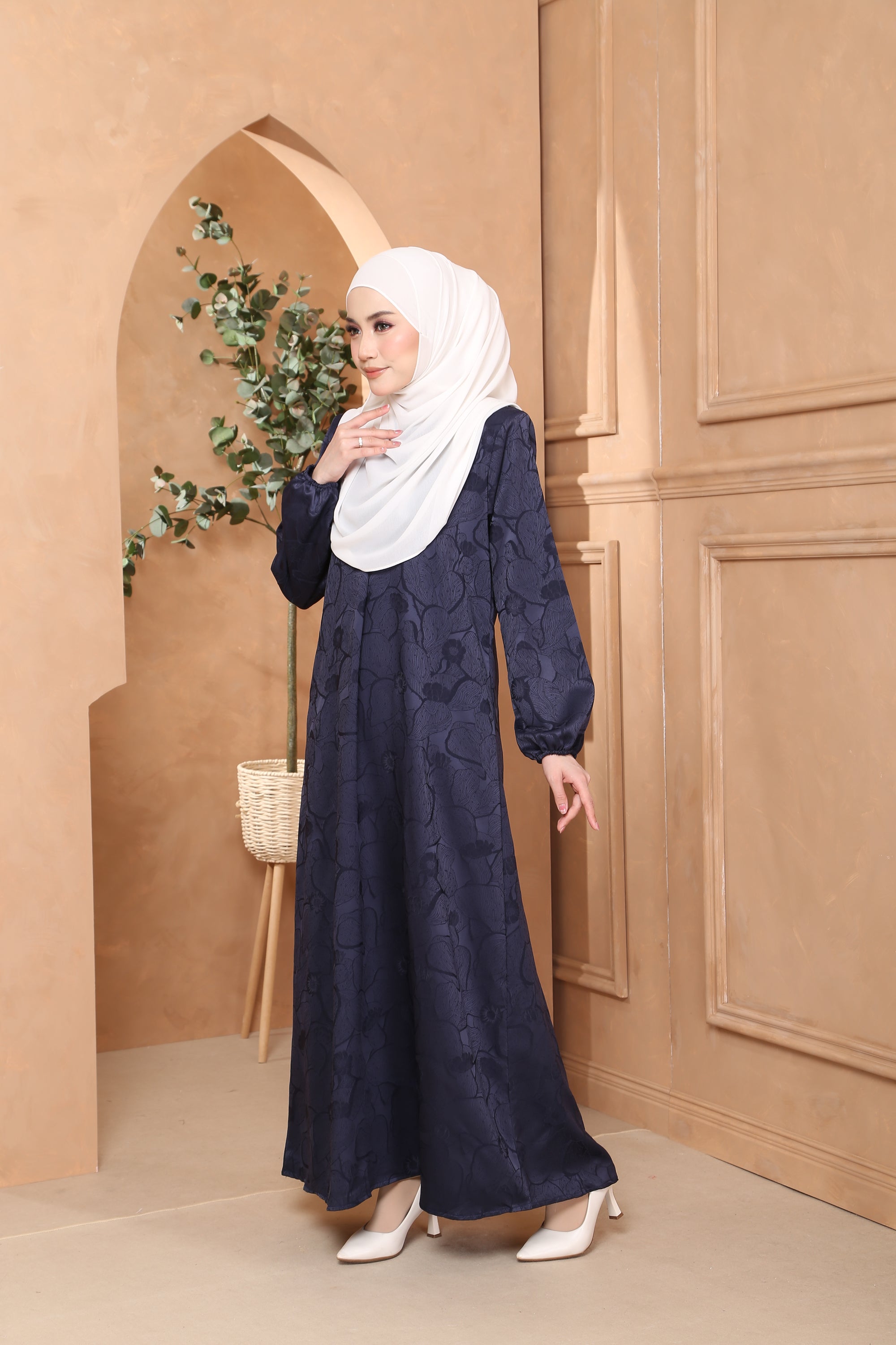 Jubah Naura Exclusive - NAVY BLUE