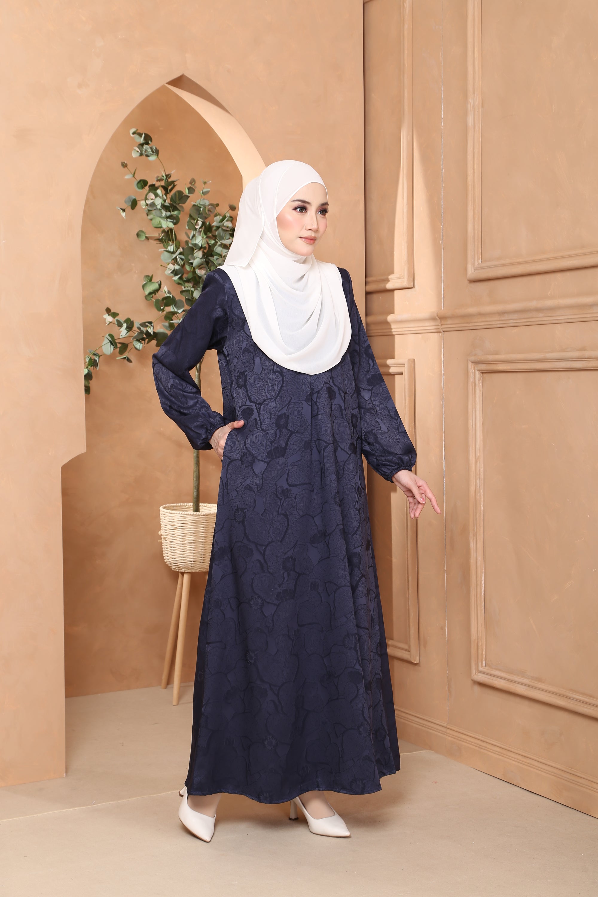 Jubah Naura Exclusive - NAVY BLUE