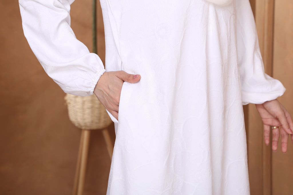 Jubah Naura Exclusive - OFFWHITE