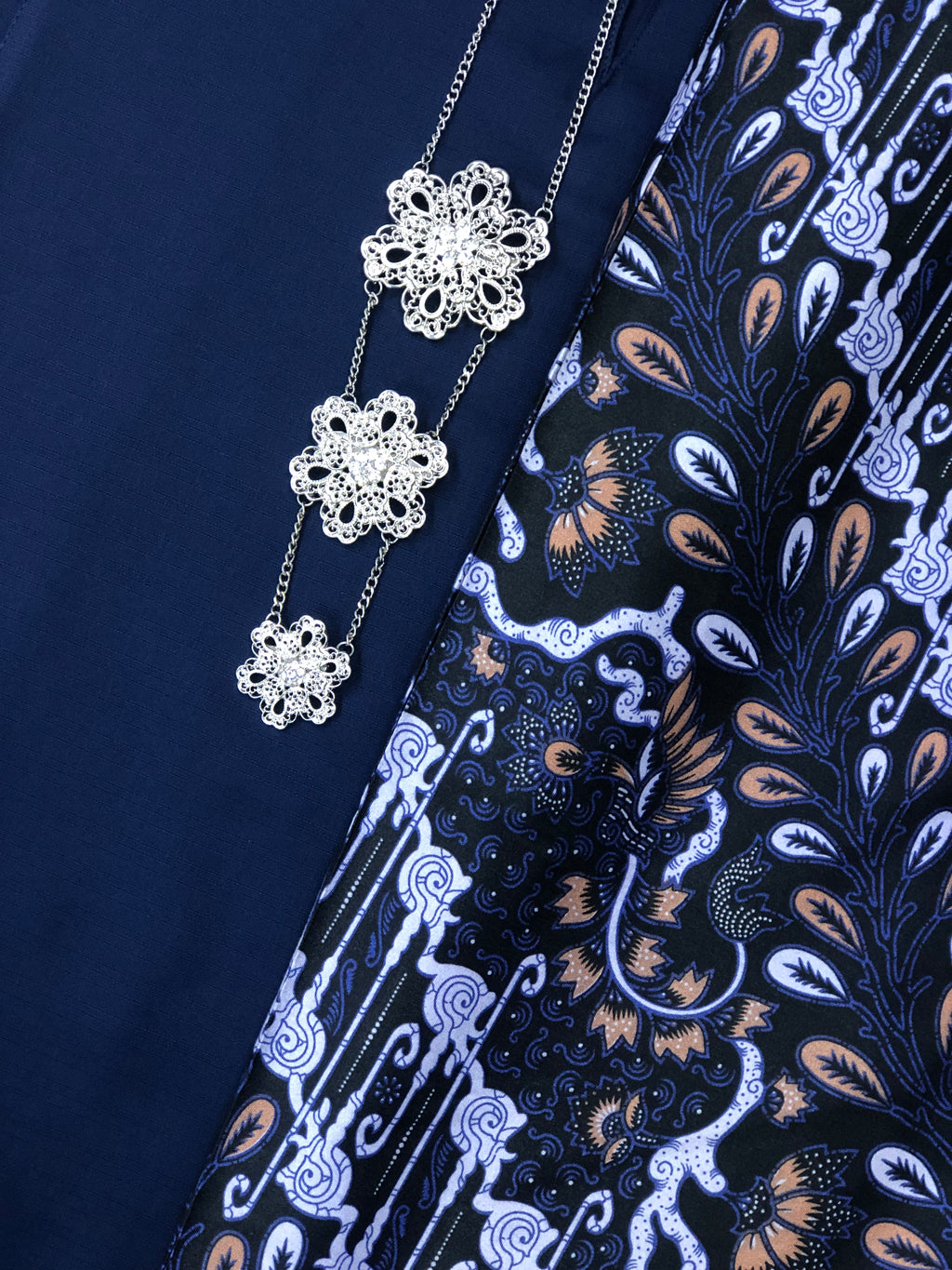 KURUNG PAHANG MALAYSIA -NAVY BLUE