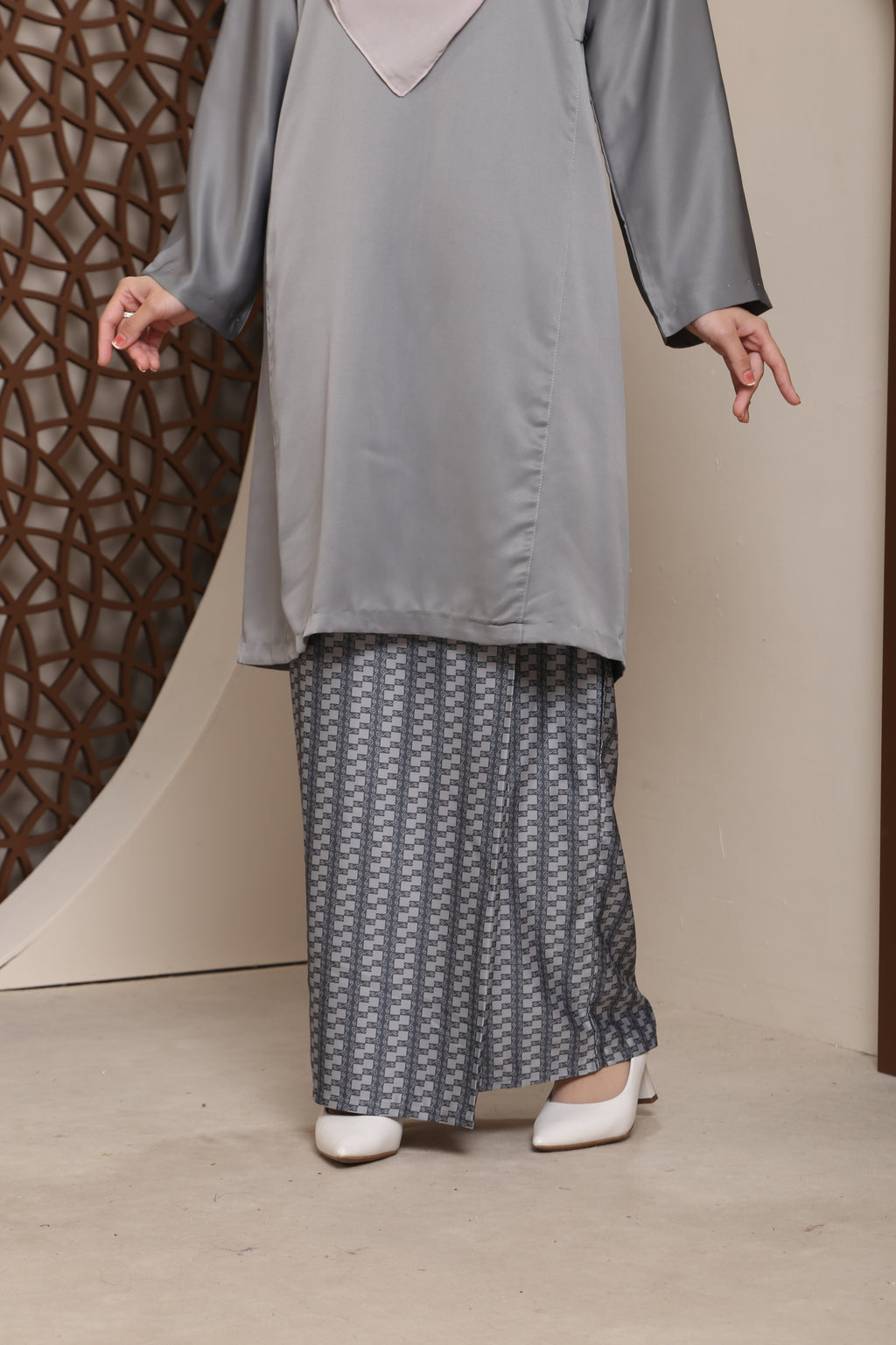 Kurung Pahang Juwita - MINOR DEFECT