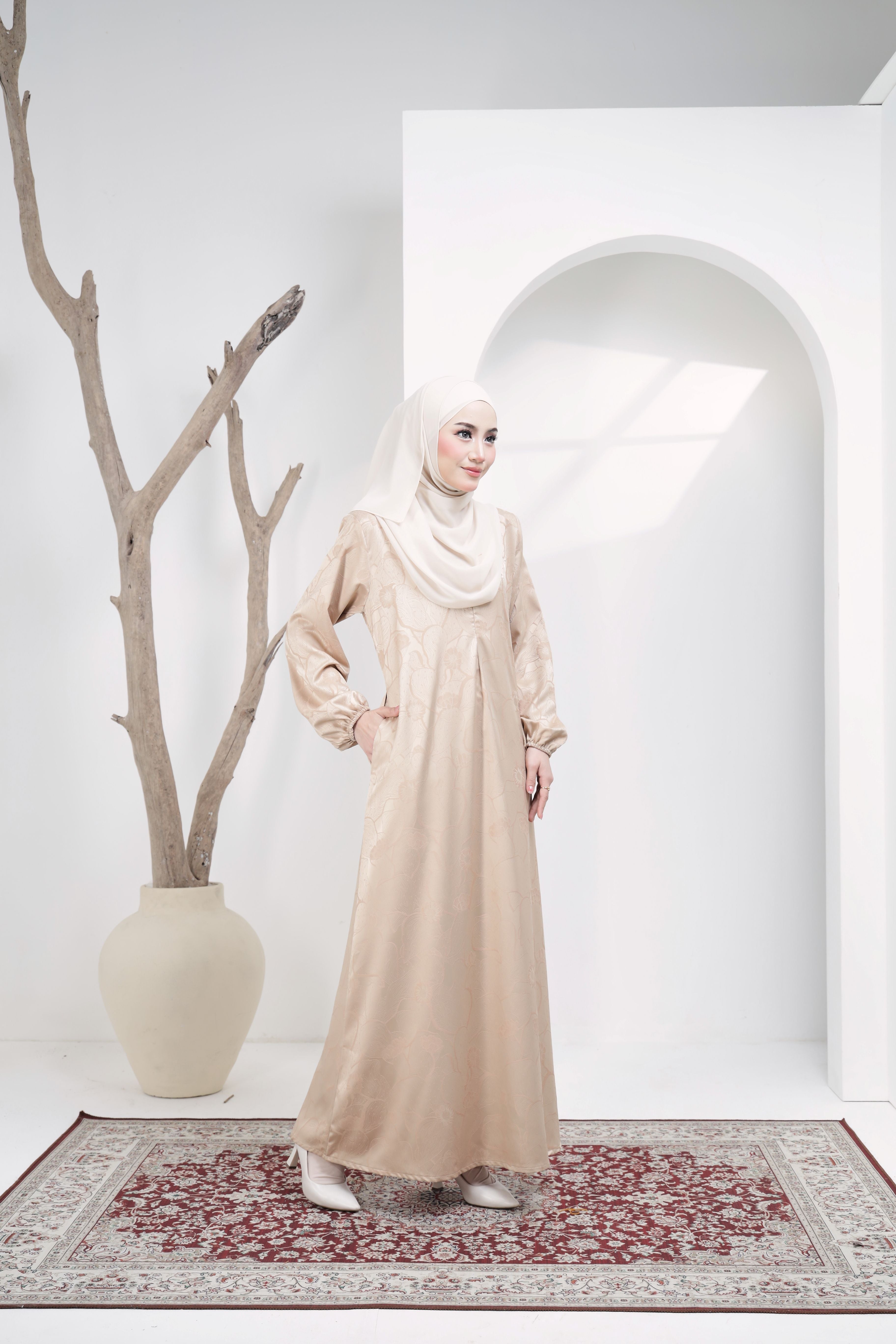Jubah Naura Exclusive - JNE-133 ( NUDE CREAM )