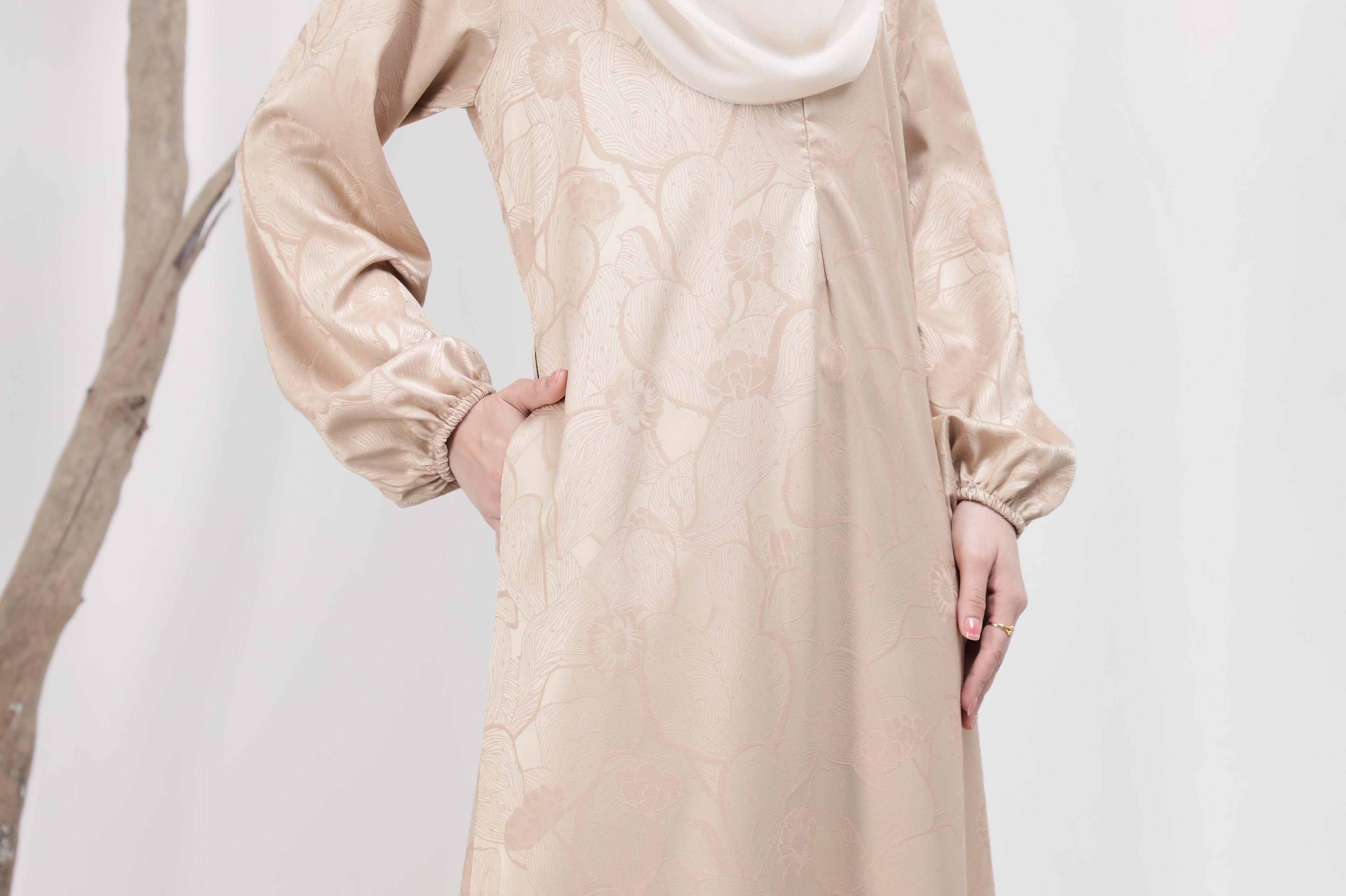 Jubah Naura Exclusive - JNE-133 ( NUDE CREAM )