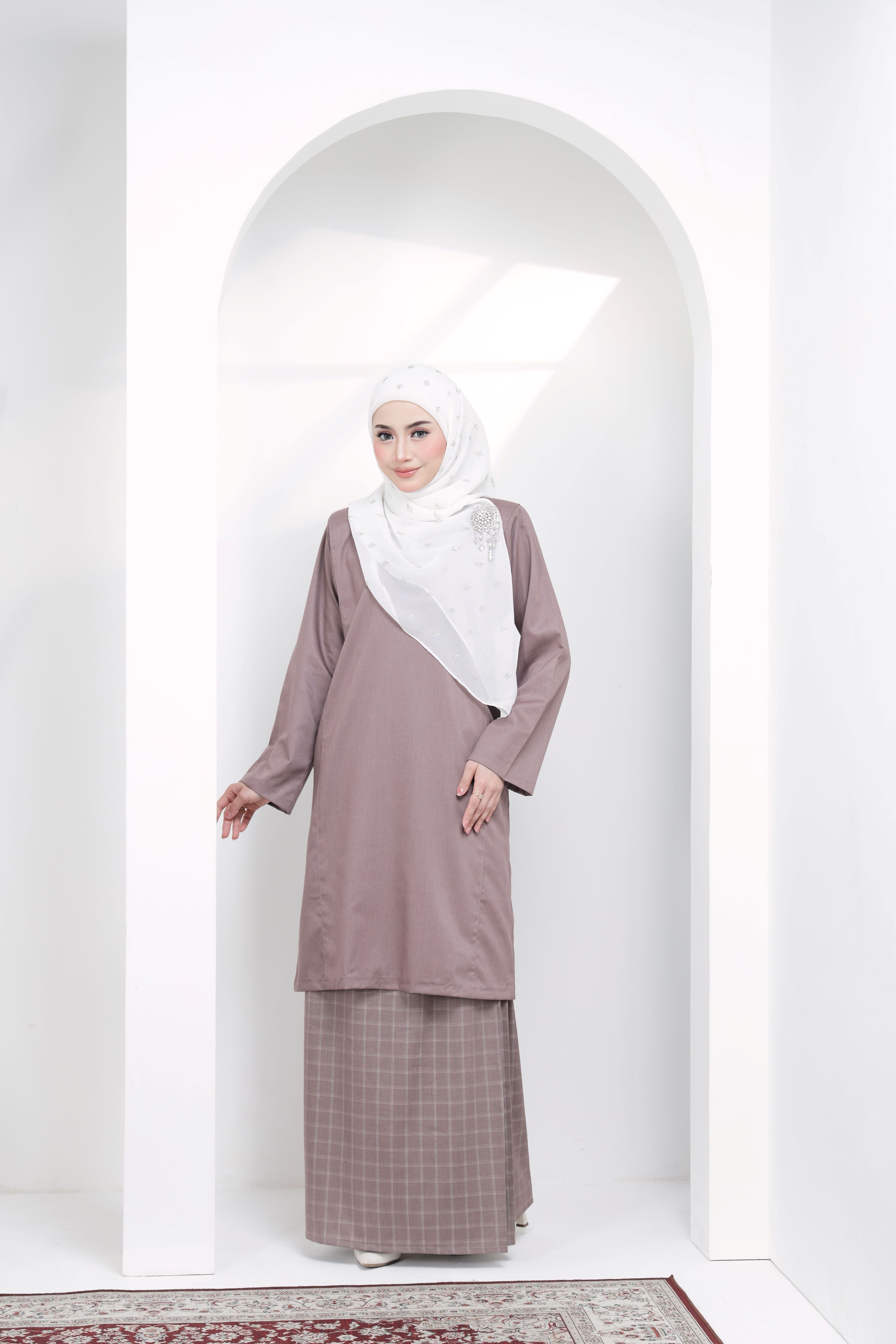 Kurung Johor Classic- KJC-204 ( Medium Antic Violet )