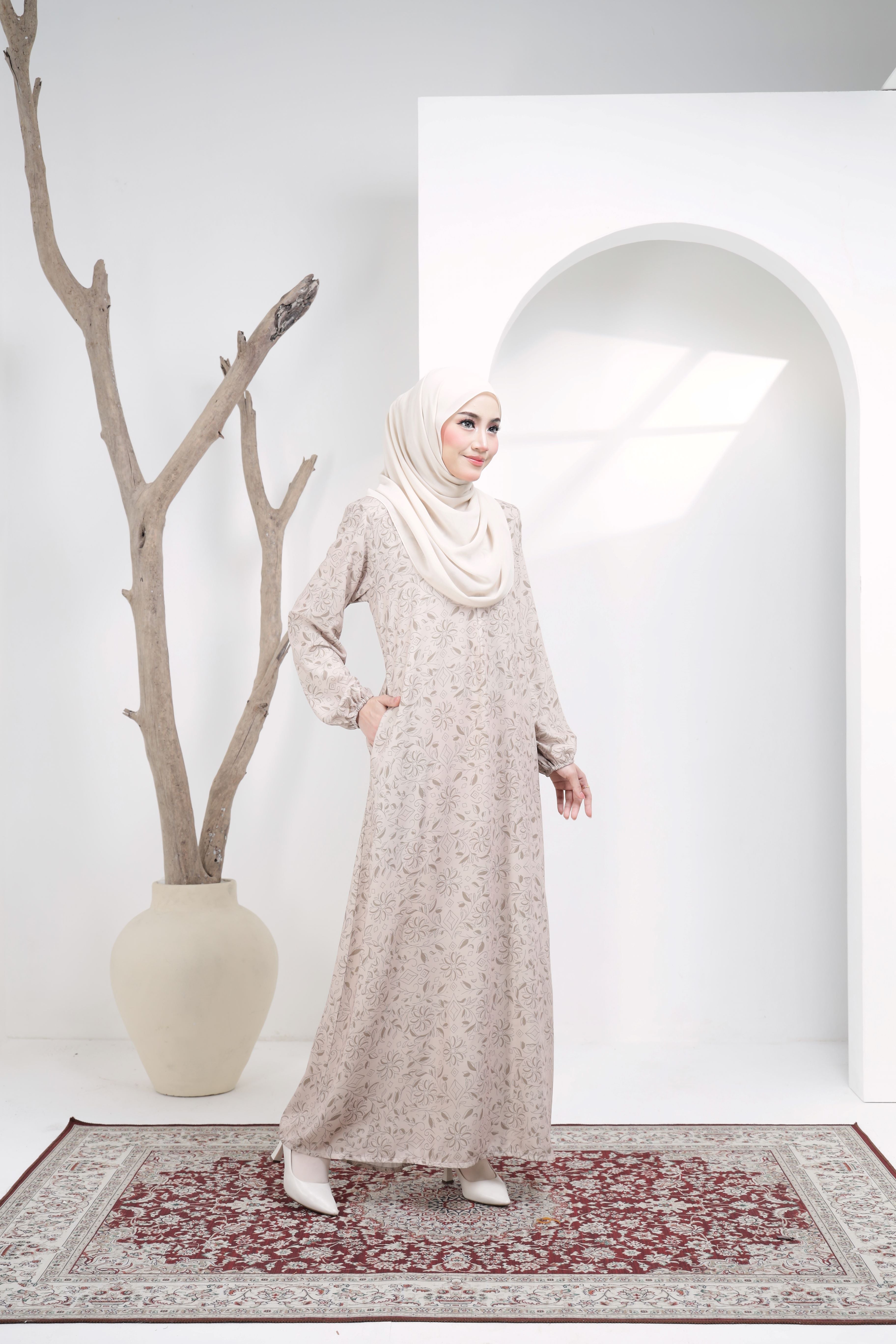 Jubah Zahra Exclusive - JZE-105 ( NUDE )