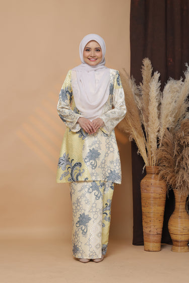 Sri Kenchana Batik