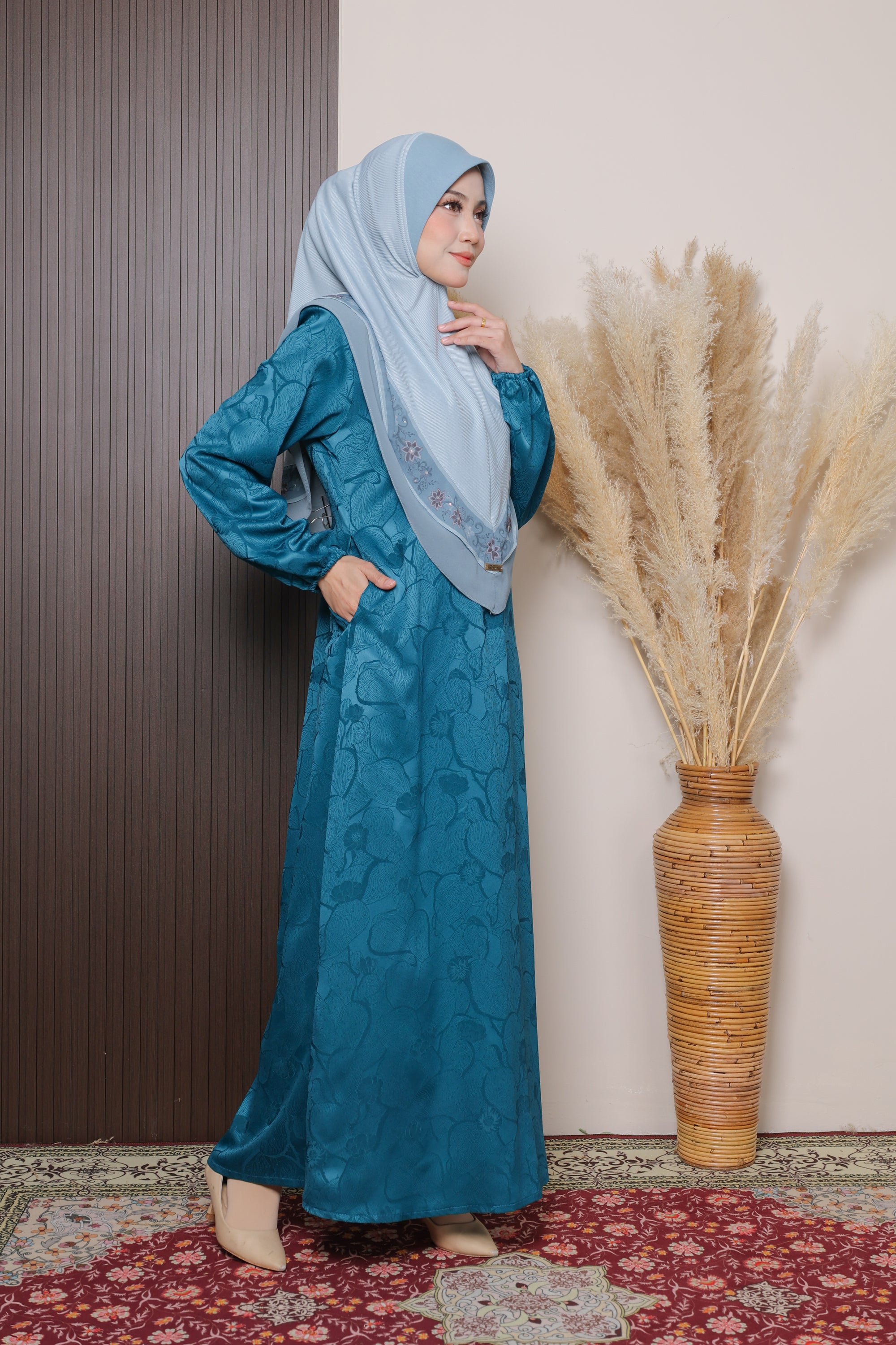 Jubah Naura Exclusive - TEAL GREEN