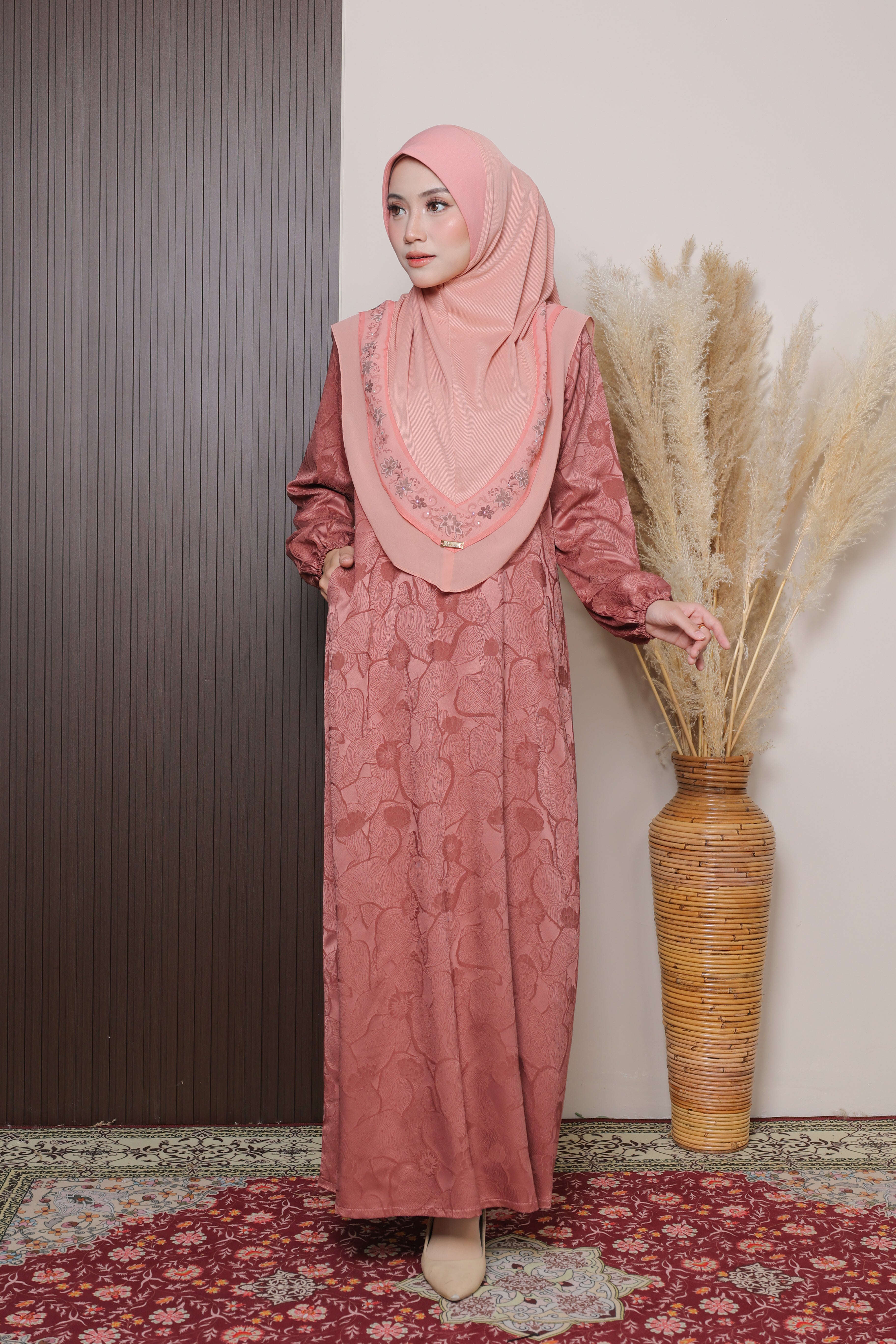 Jubah Naura Exclusive - JNE-120 ( BRICK SALMON )