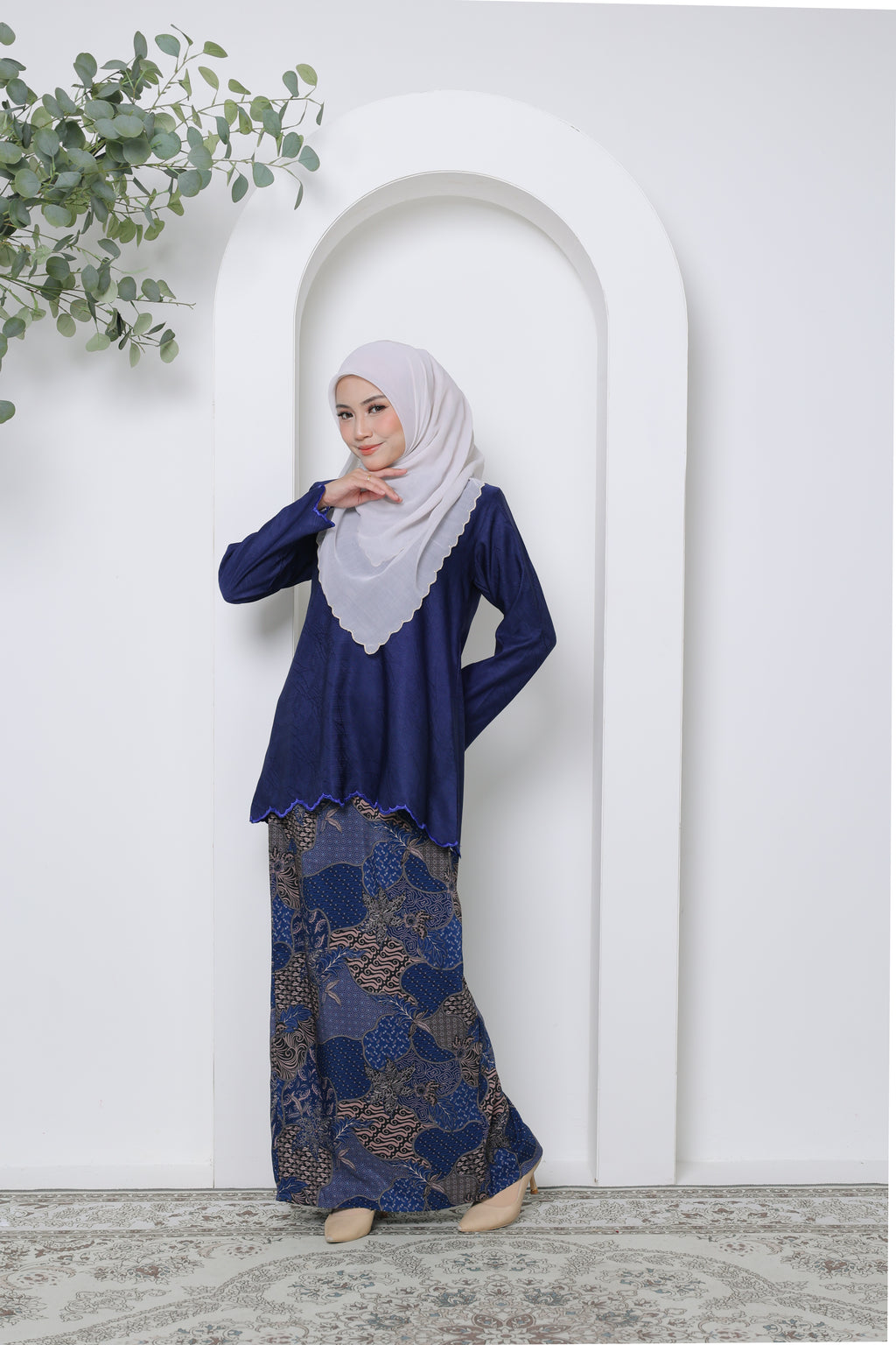 Suri Kedah Exclusive - BLUE BLACK