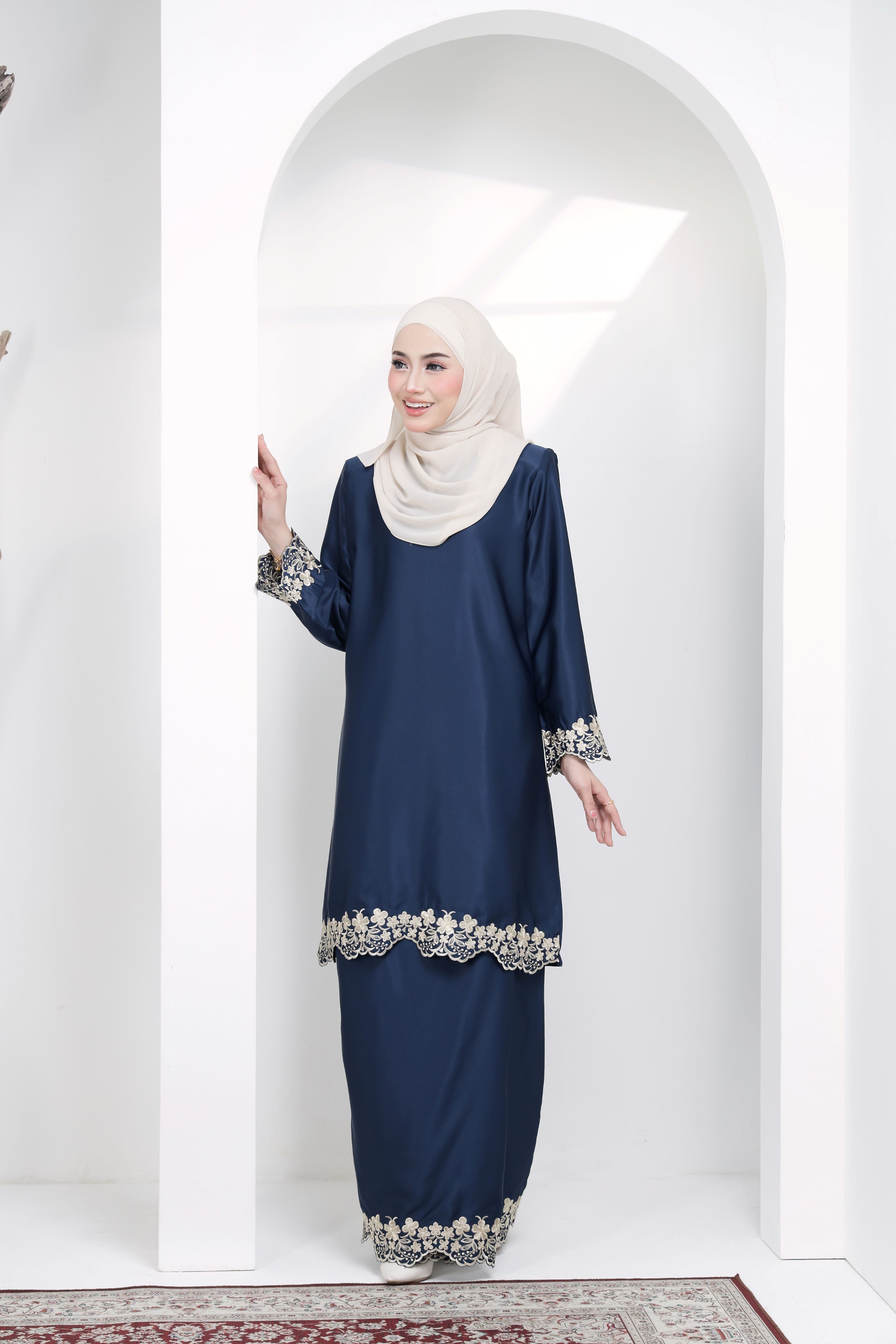 FIONA ROSE EXCLUSIVE 2.0 - FRE-210 - BLUE BLACK (PEARL SKIN)