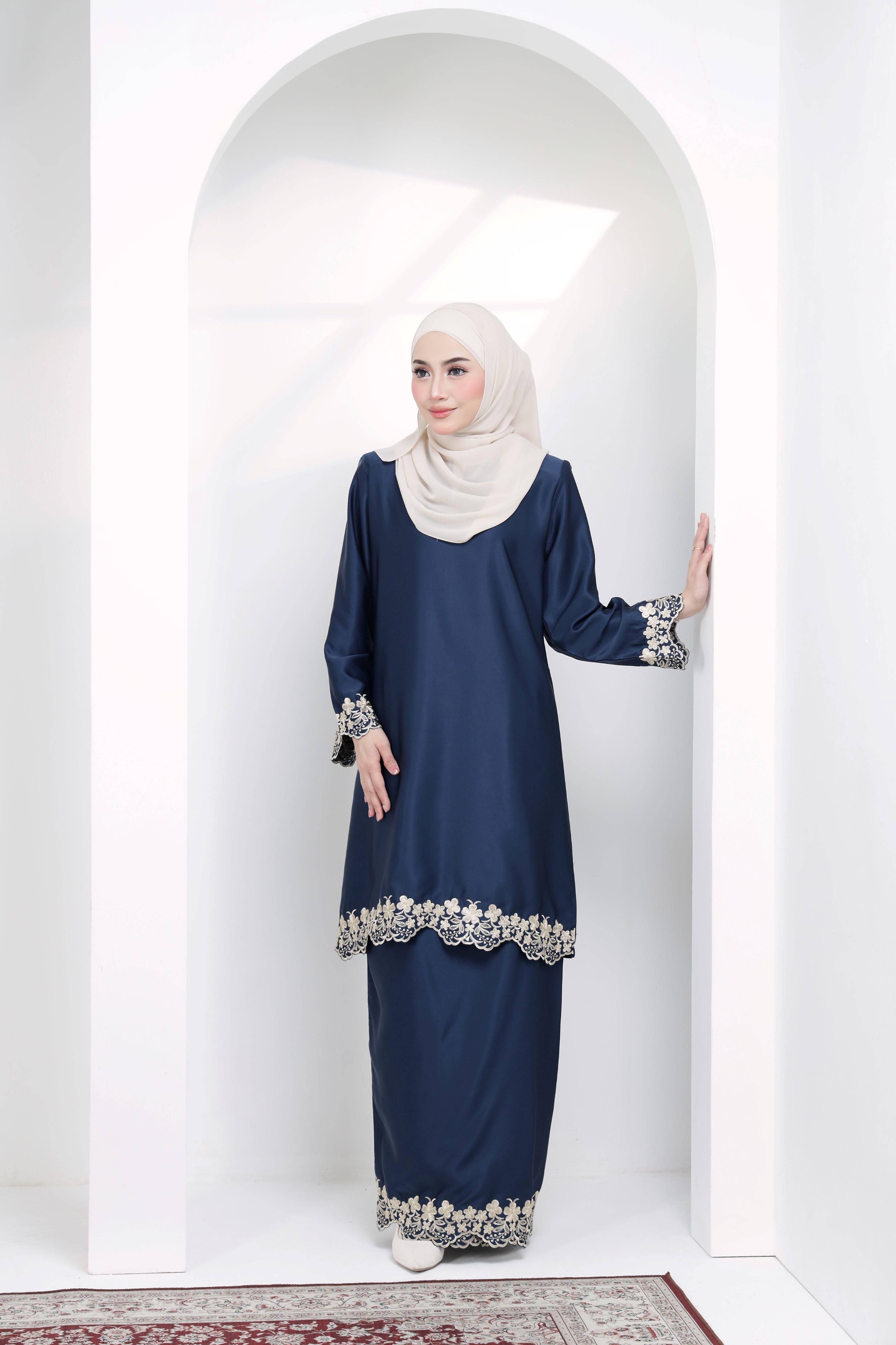 FIONA ROSE EXCLUSIVE 2.0 - FRE-210 - BLUE BLACK (PEARL SKIN)