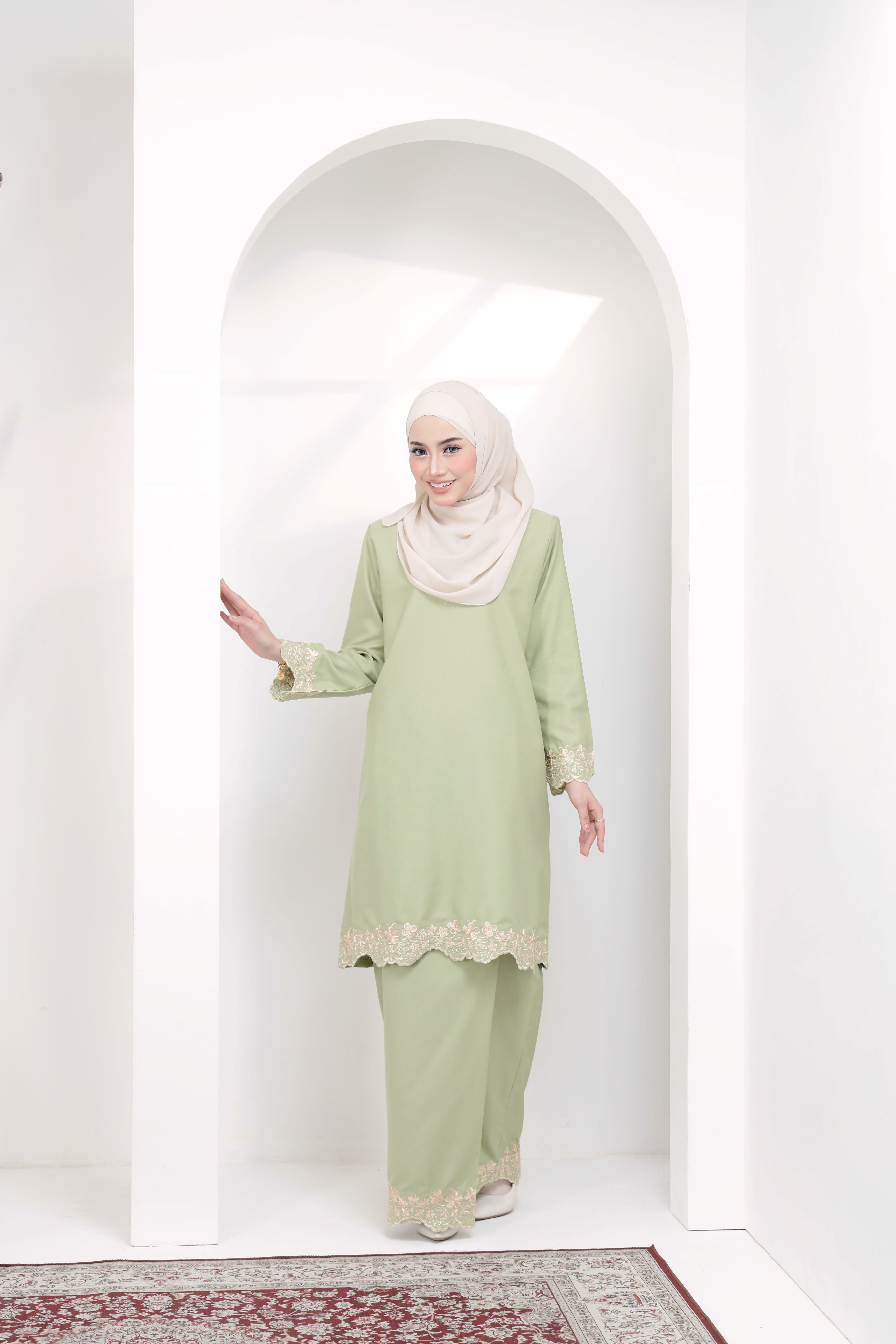 FIONA ROSE EXCLUSIVE 2.0 - FRE-215- DUSTY GREEN (GERMAN COTTON)