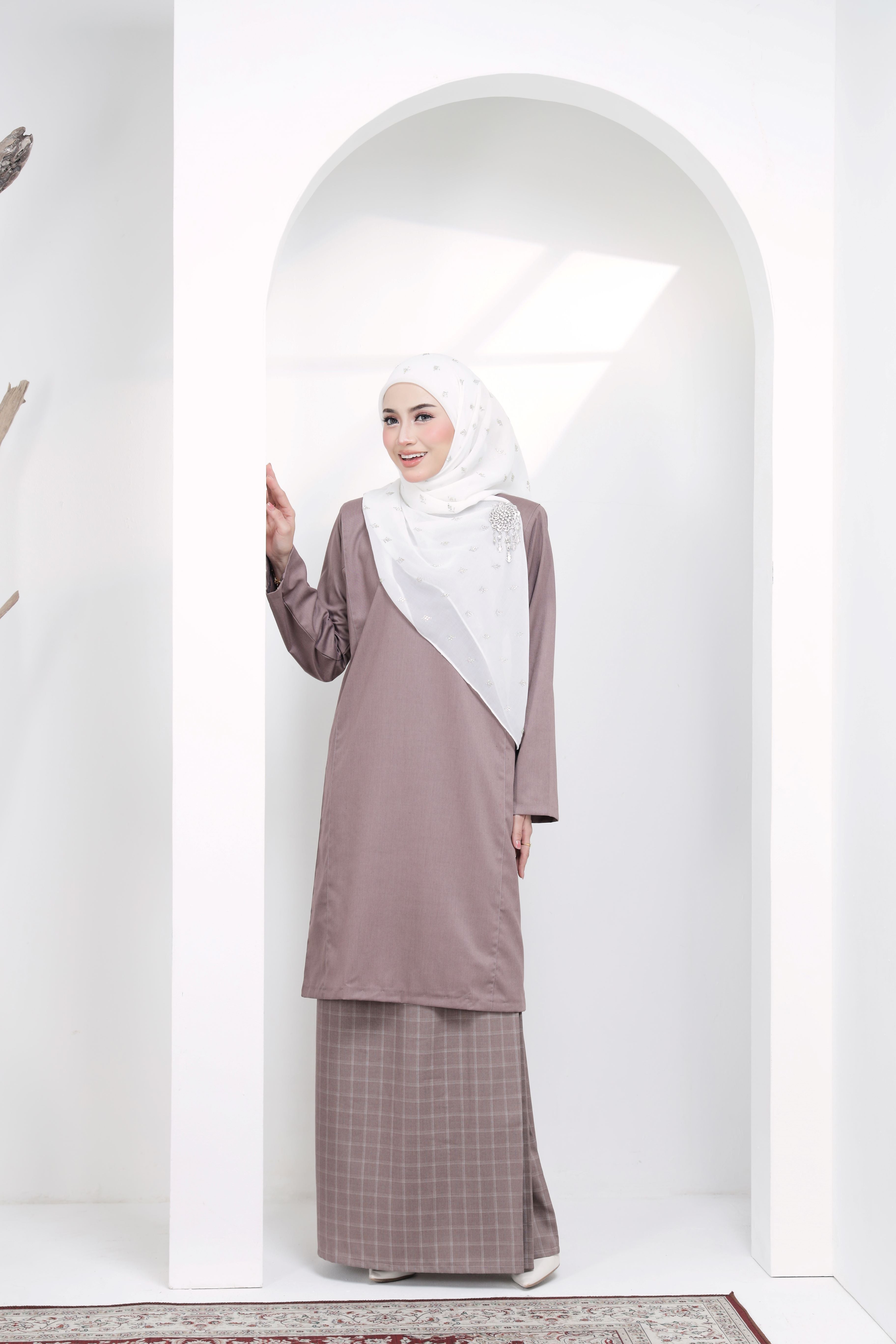 Kurung Johor Classic- KJC-204 ( Medium Antic Violet )