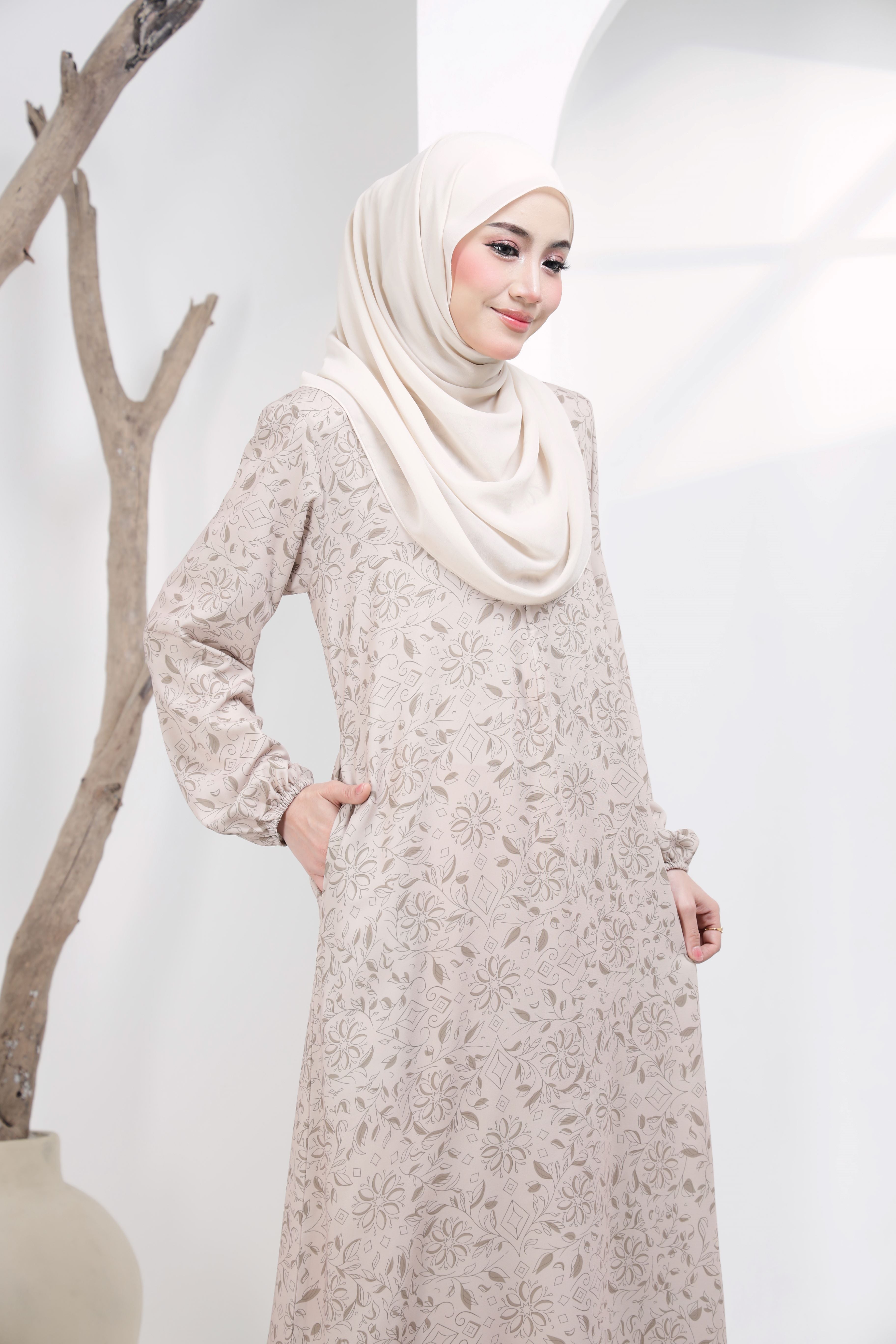 Jubah Zahra Exclusive - JZE-105 ( NUDE )
