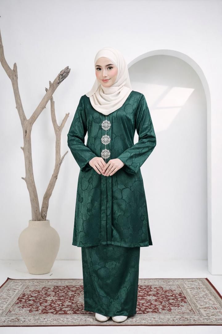 KEBAYA NAURA EXCLUSIVE - KNE-305 ( EMERALD GREEN )