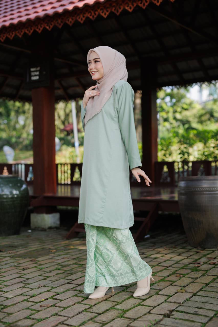 Qaseh Puteri Songket- MINOR DEFECT