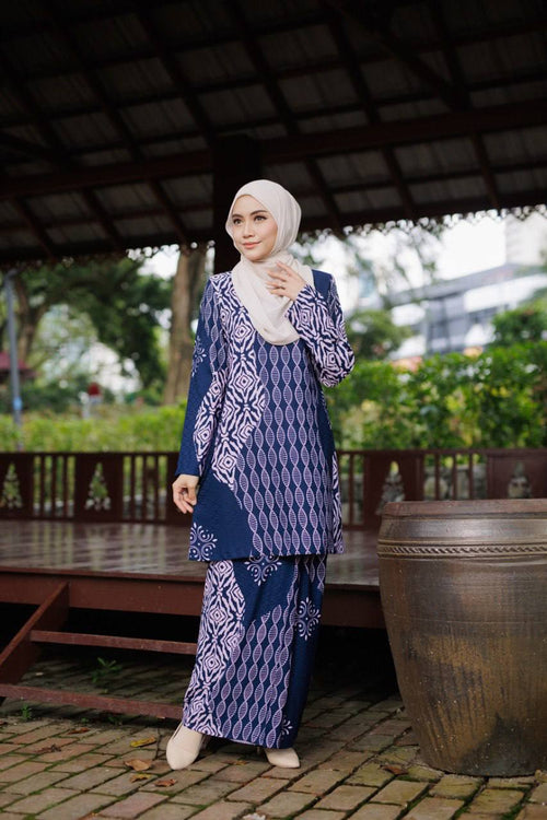 ADEERATNA KURUNG EXCLUSIVE - BLUE BLACK