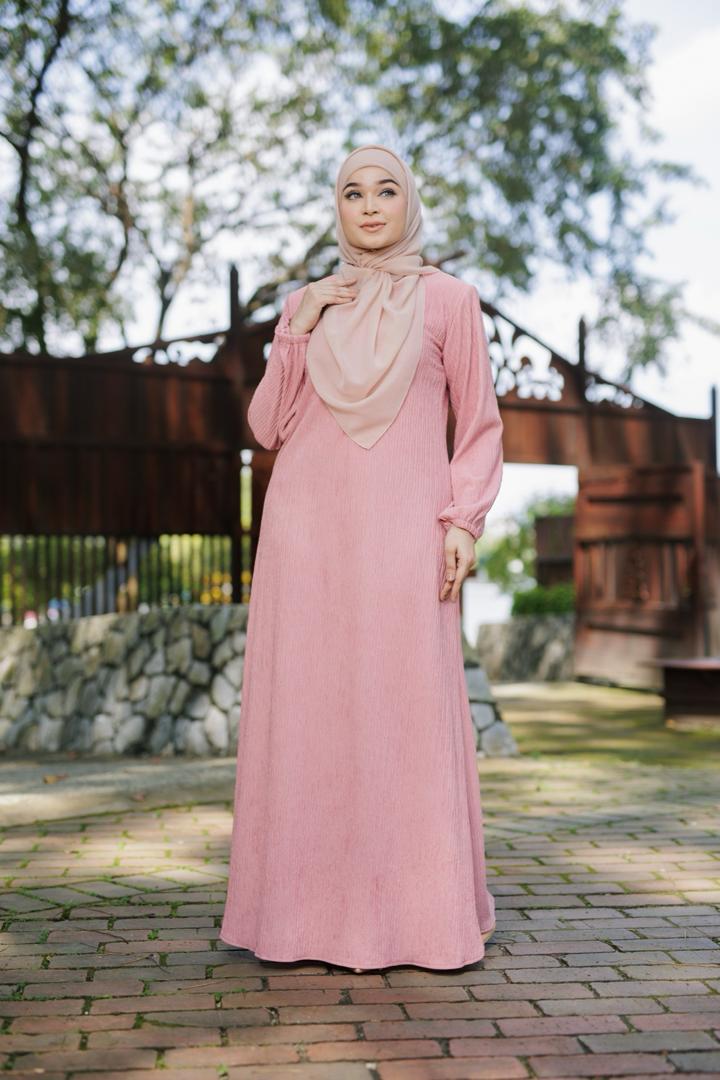 Jubah Warda