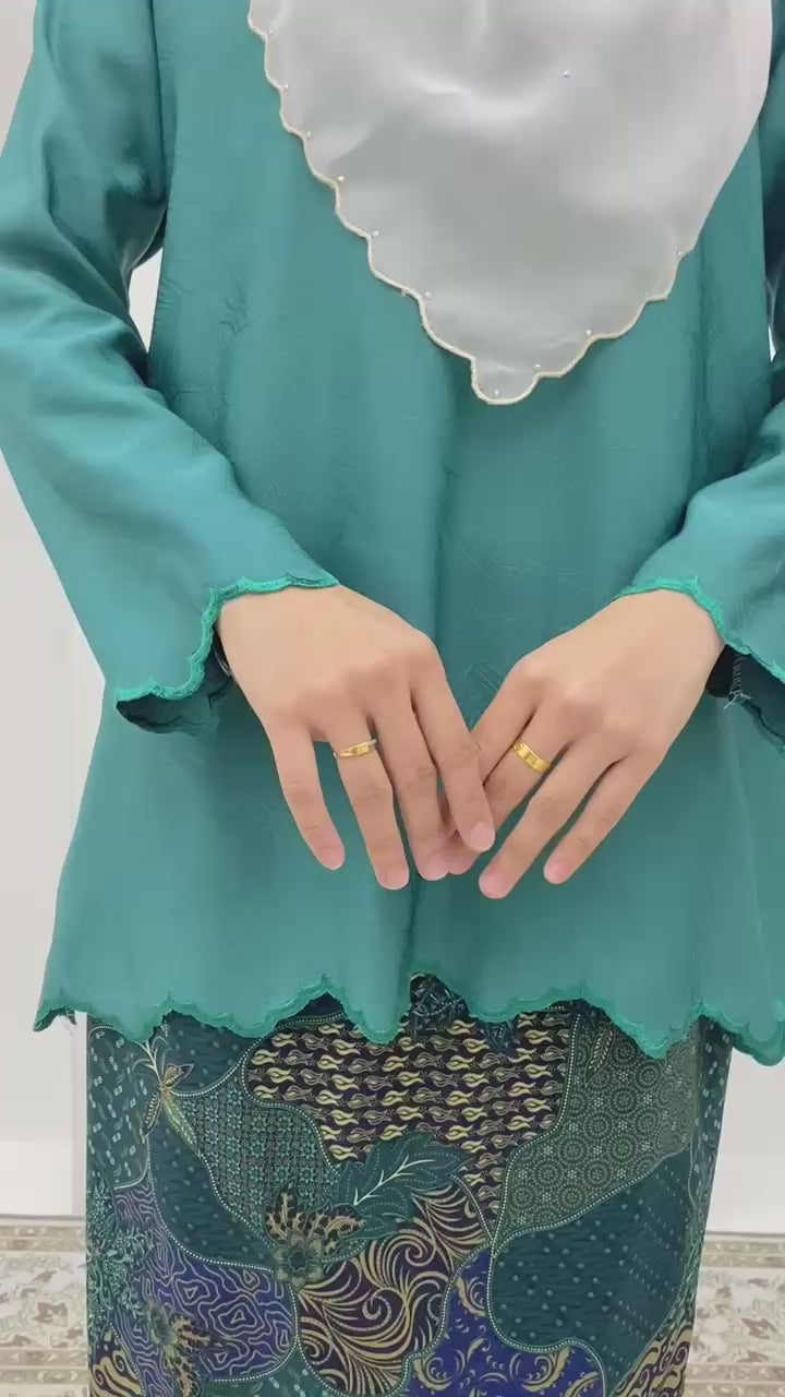 Suri Kedah Exclusive - PINE GREEN