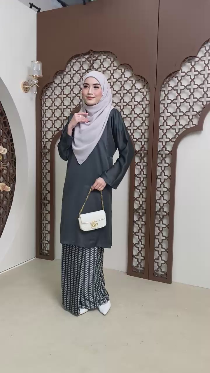 Kurung Pahang Juwita
