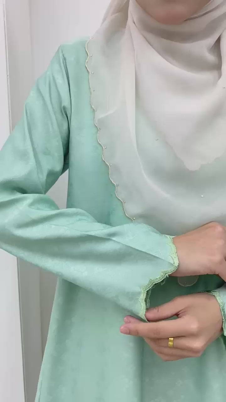 Suri Kedah Exclusive