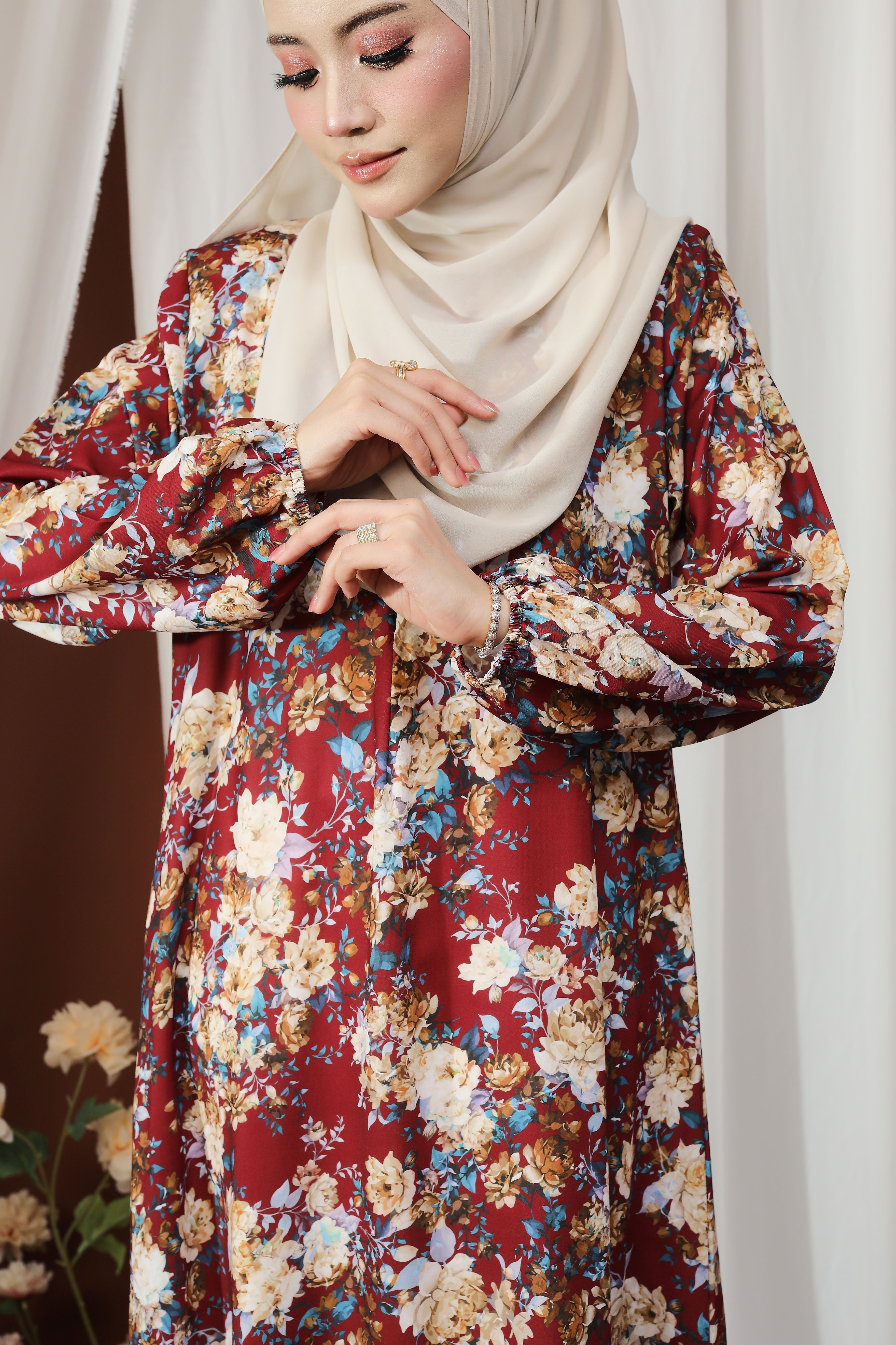 Jubah Humaira Classic - JHC-602 ( MAROON )