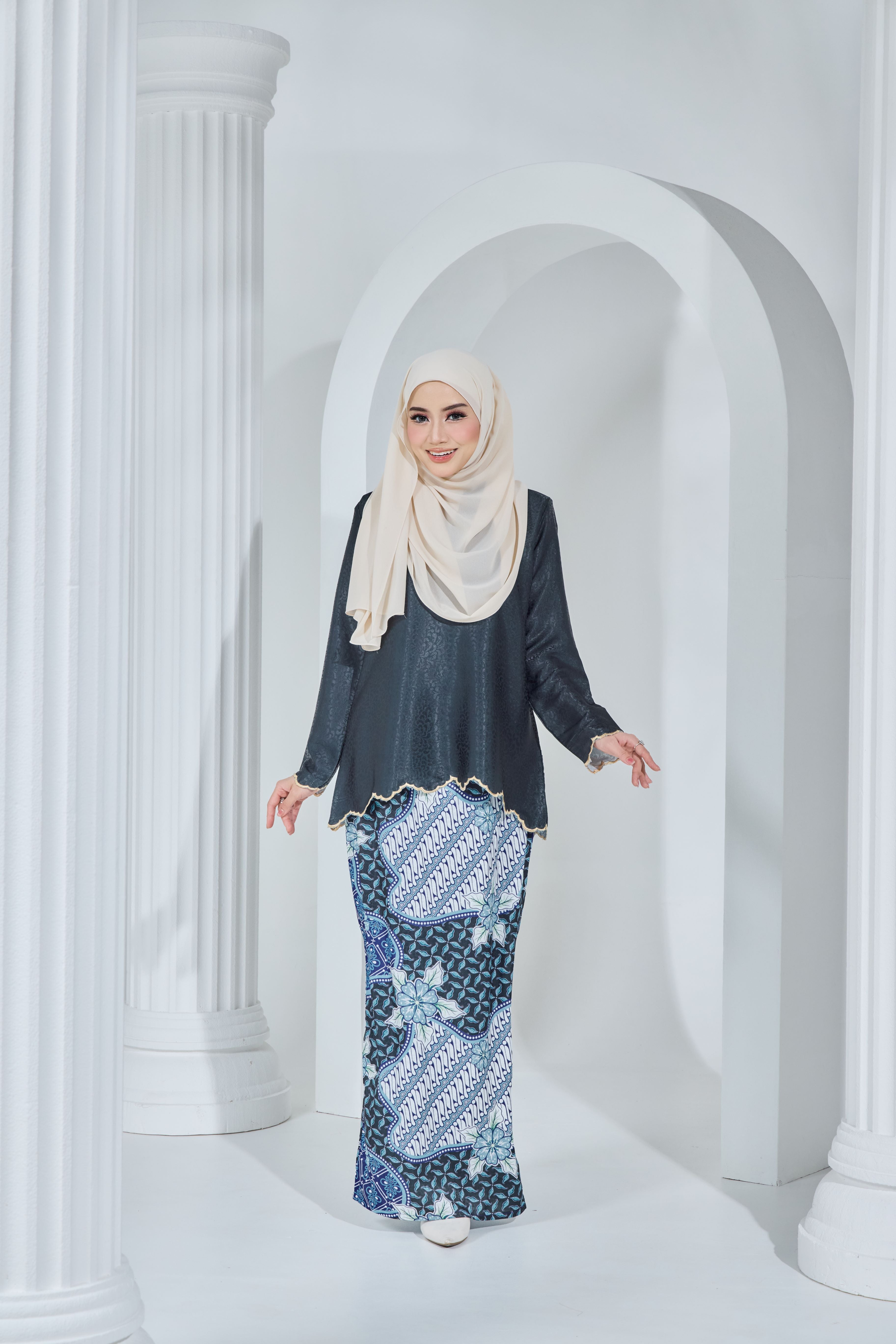 MINOR DEFECT-NAE-122 (BLACK FOREST GREEN)