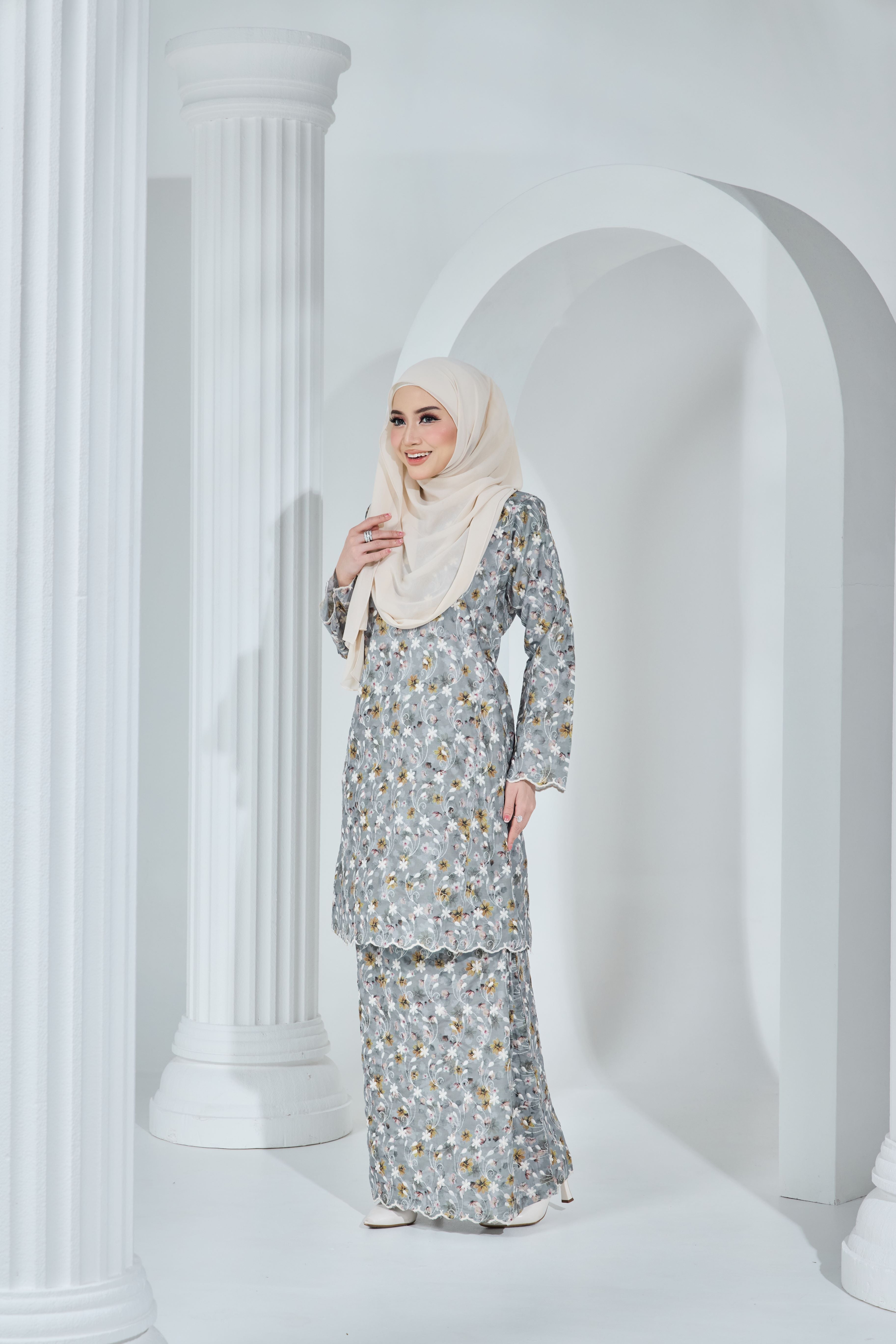 CIK MANIS EXCLUSIVE - CME-102 (GREY OLIVE)