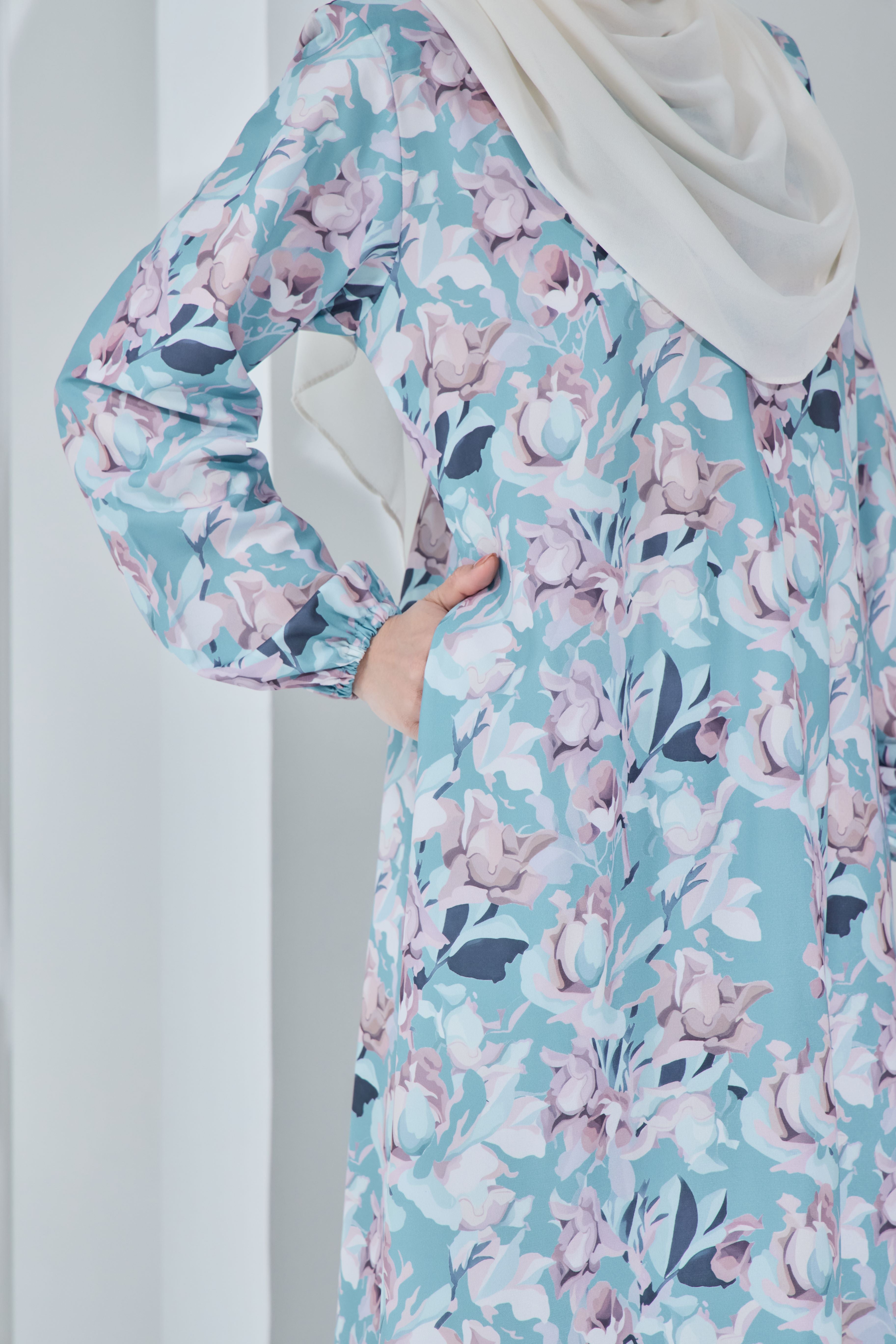 Jubah Khayra Exclusive - JKE-116 ( LIGHT TURQUOISE )