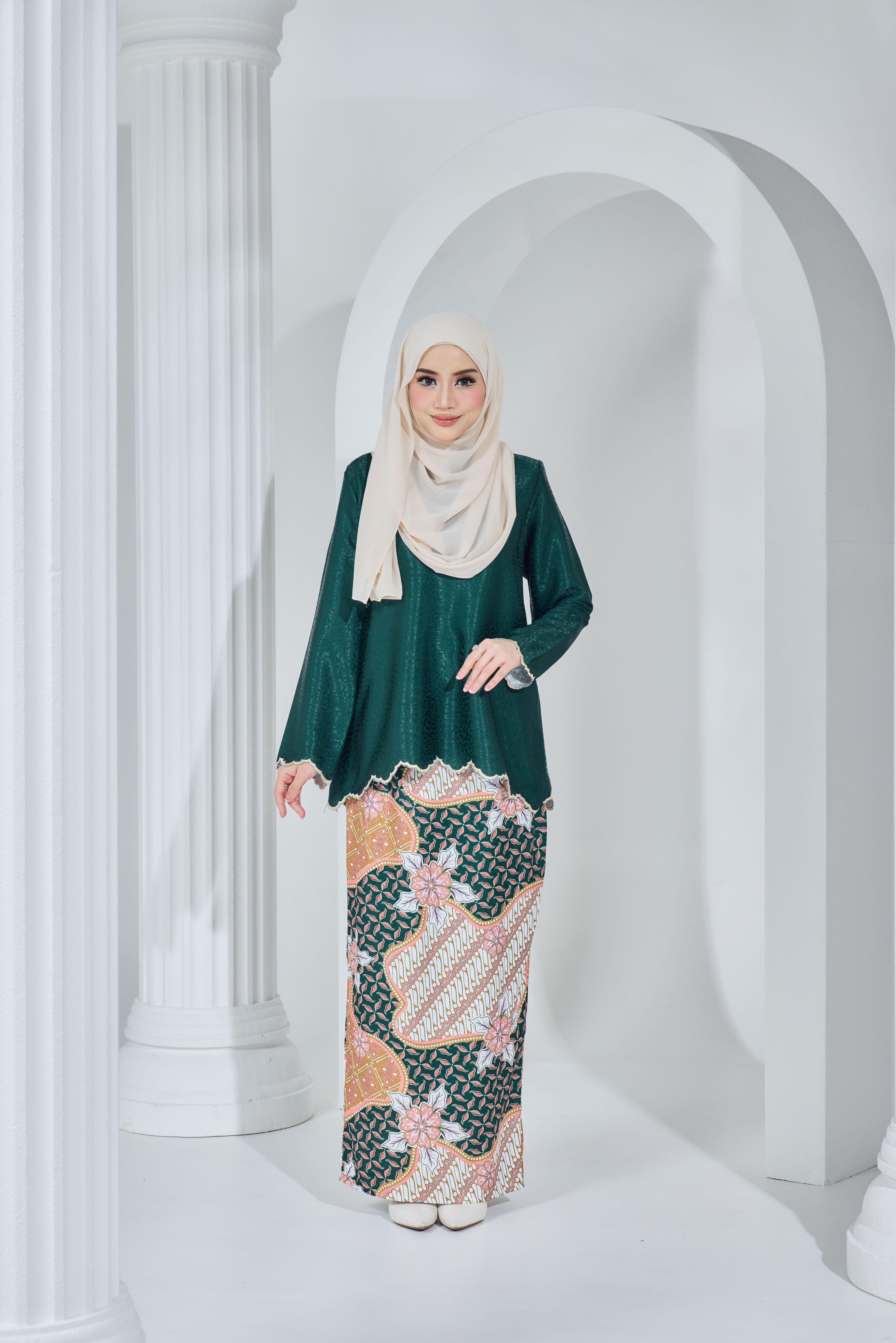 MINOR DEFECT -NAE-120- DARK EMERALD