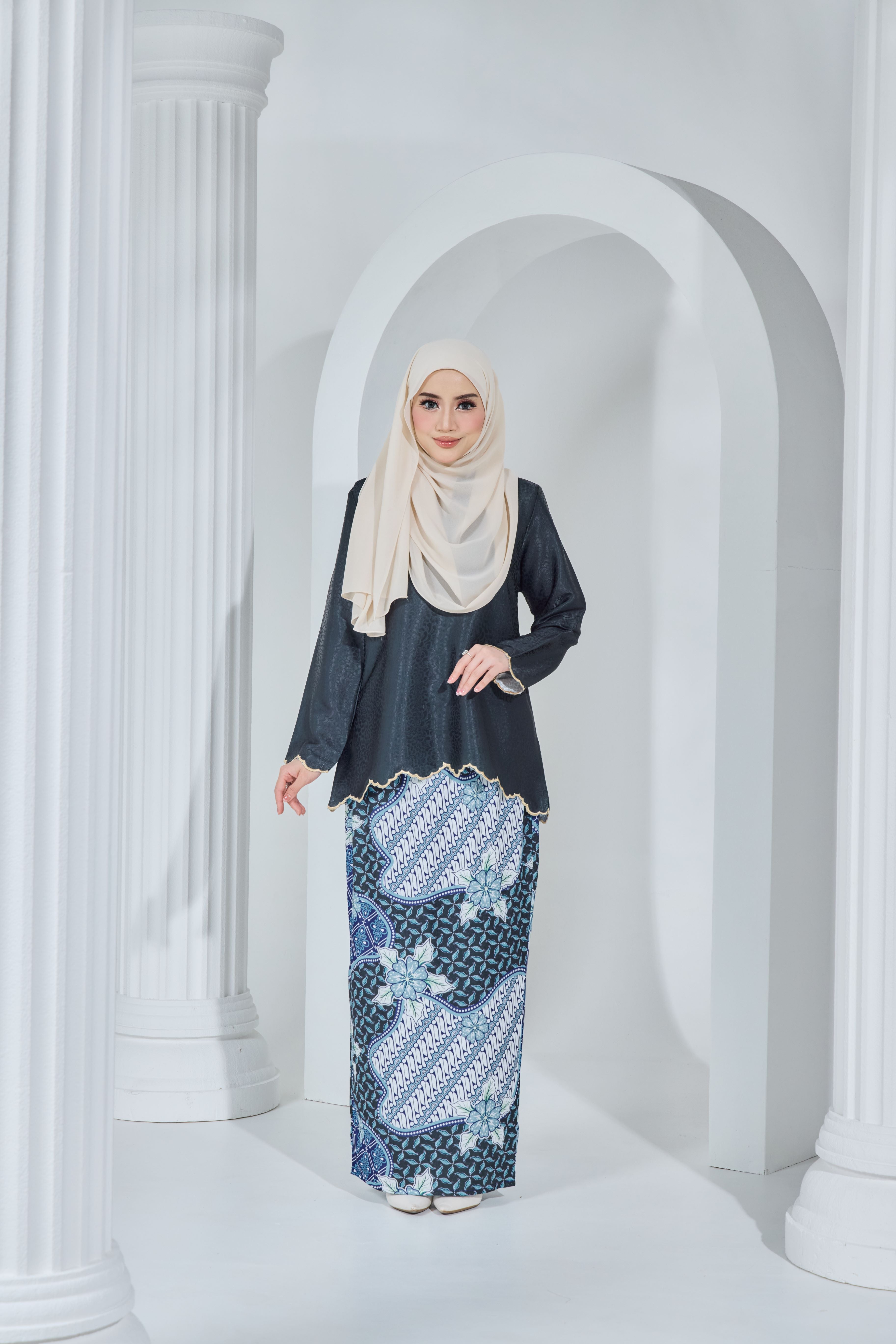 MINOR DEFECT-NAE-122 (BLACK FOREST GREEN)