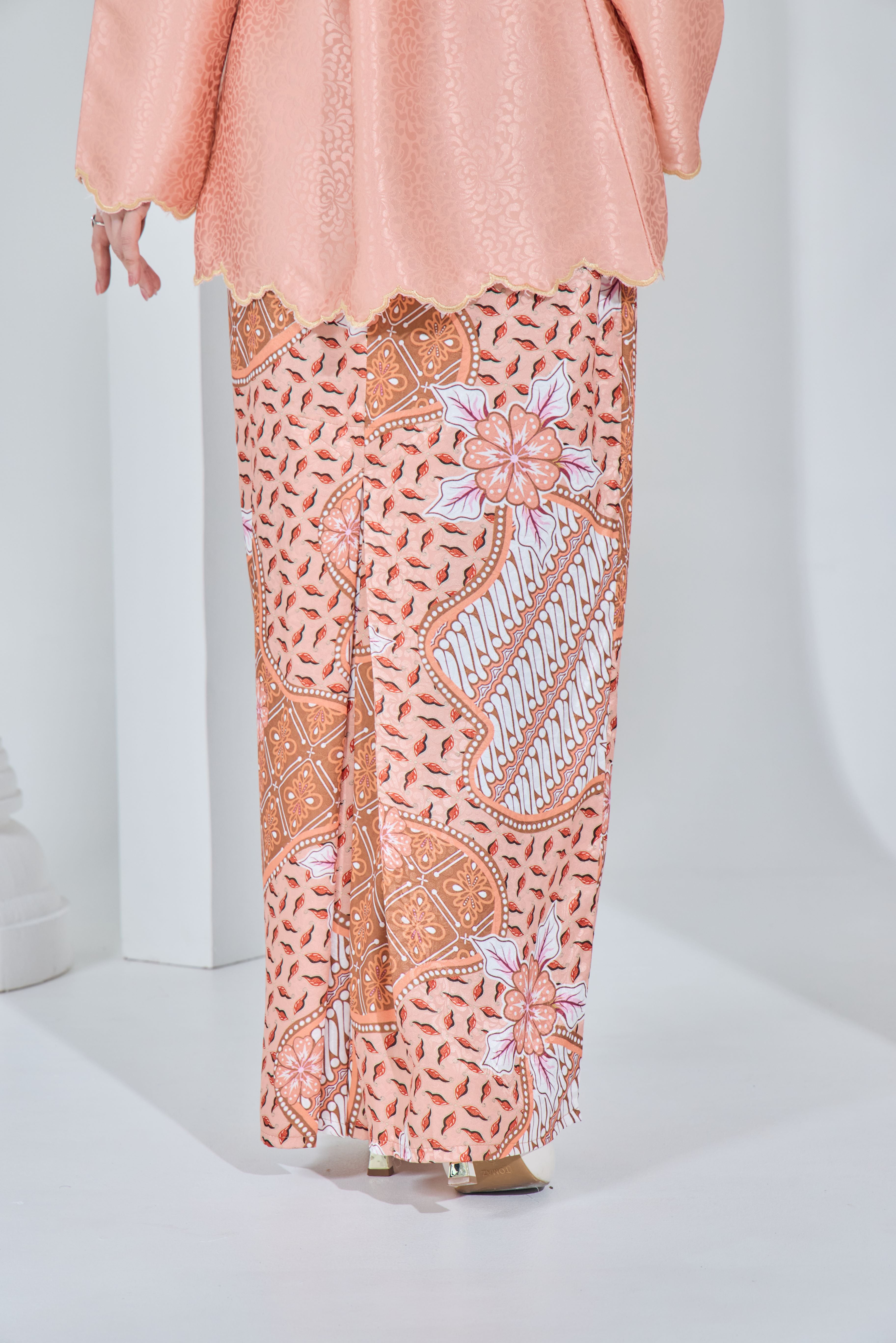 Nayla Amani Exclusive- NAE-123 (LIGHT PEACH)